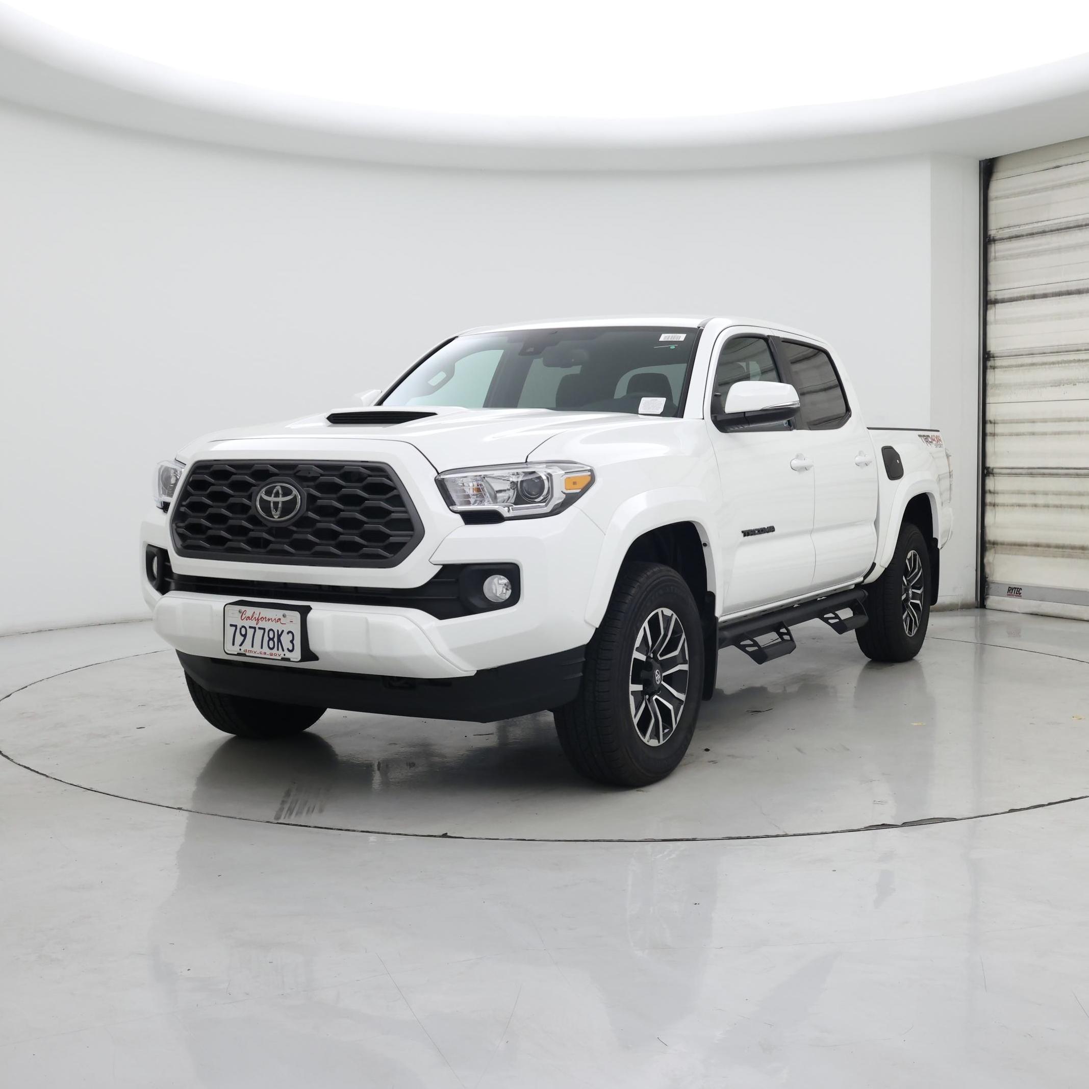 Thumbnail: 2022 Toyota Tacoma - 4