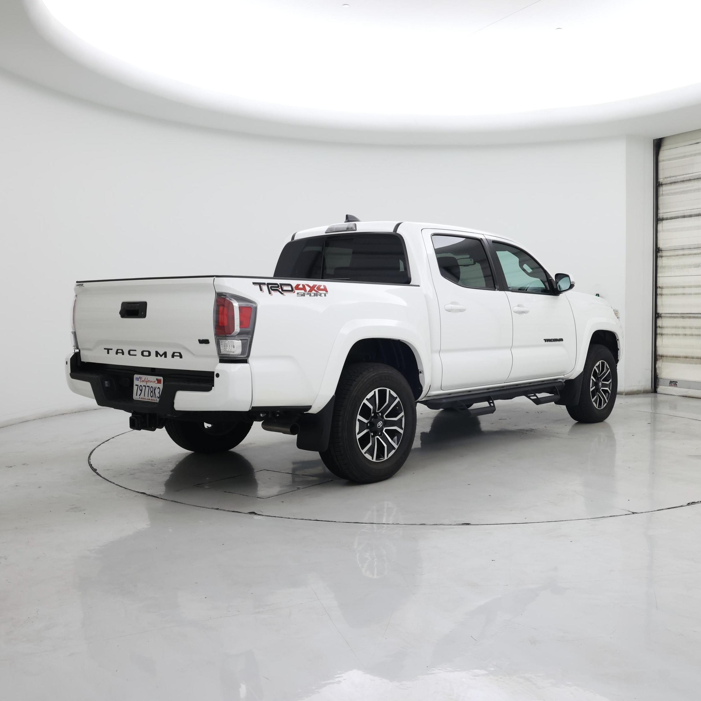 Thumbnail: 2022 Toyota Tacoma - 8