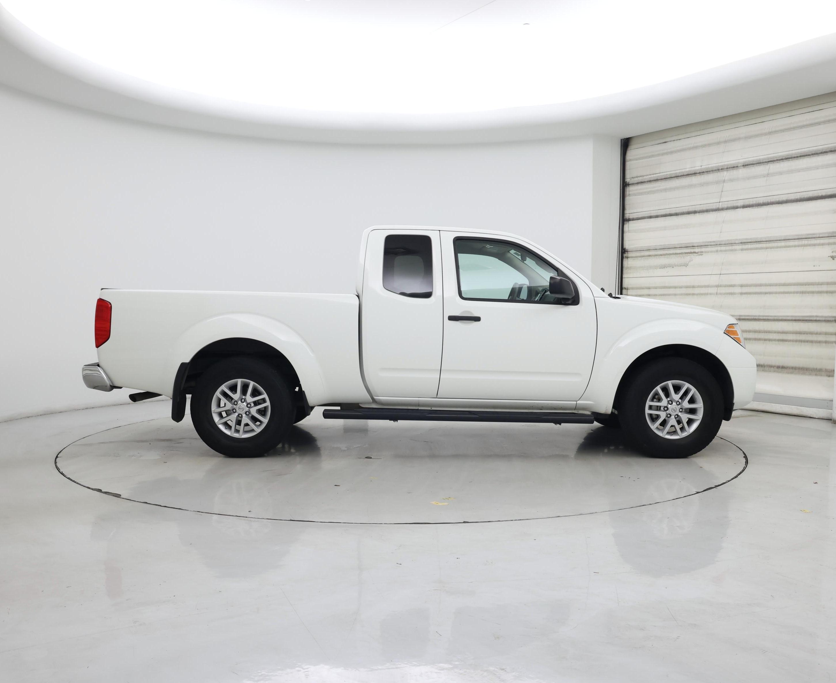 Thumbnail: 2017 Nissan Frontier - 7