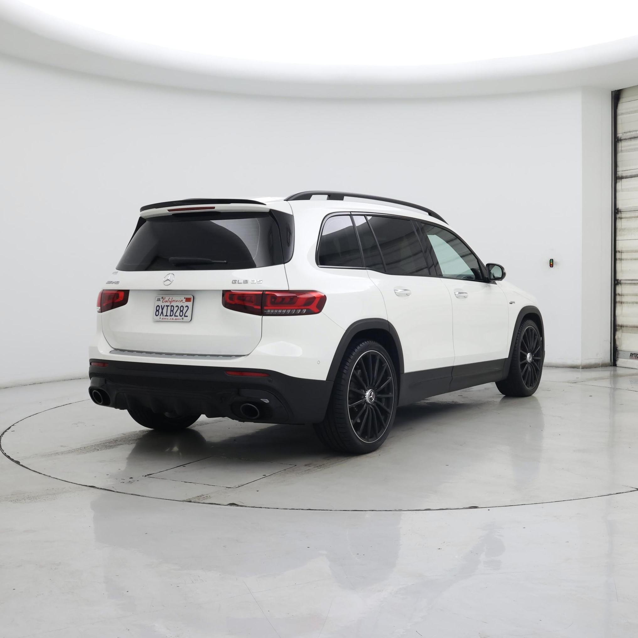 Thumbnail: 2021 Mercedes-Benz GLB - 8