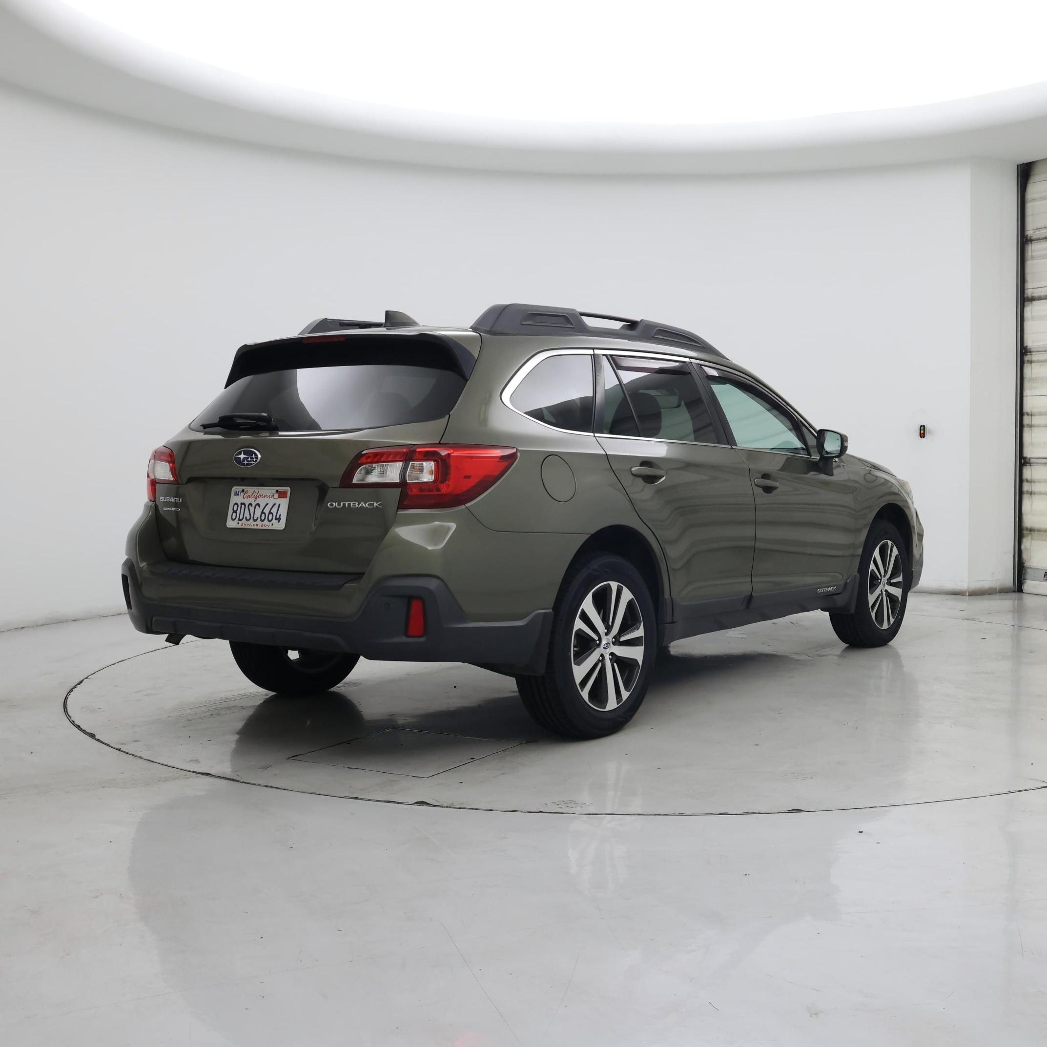 Thumbnail: 2018 Subaru Outback - 8