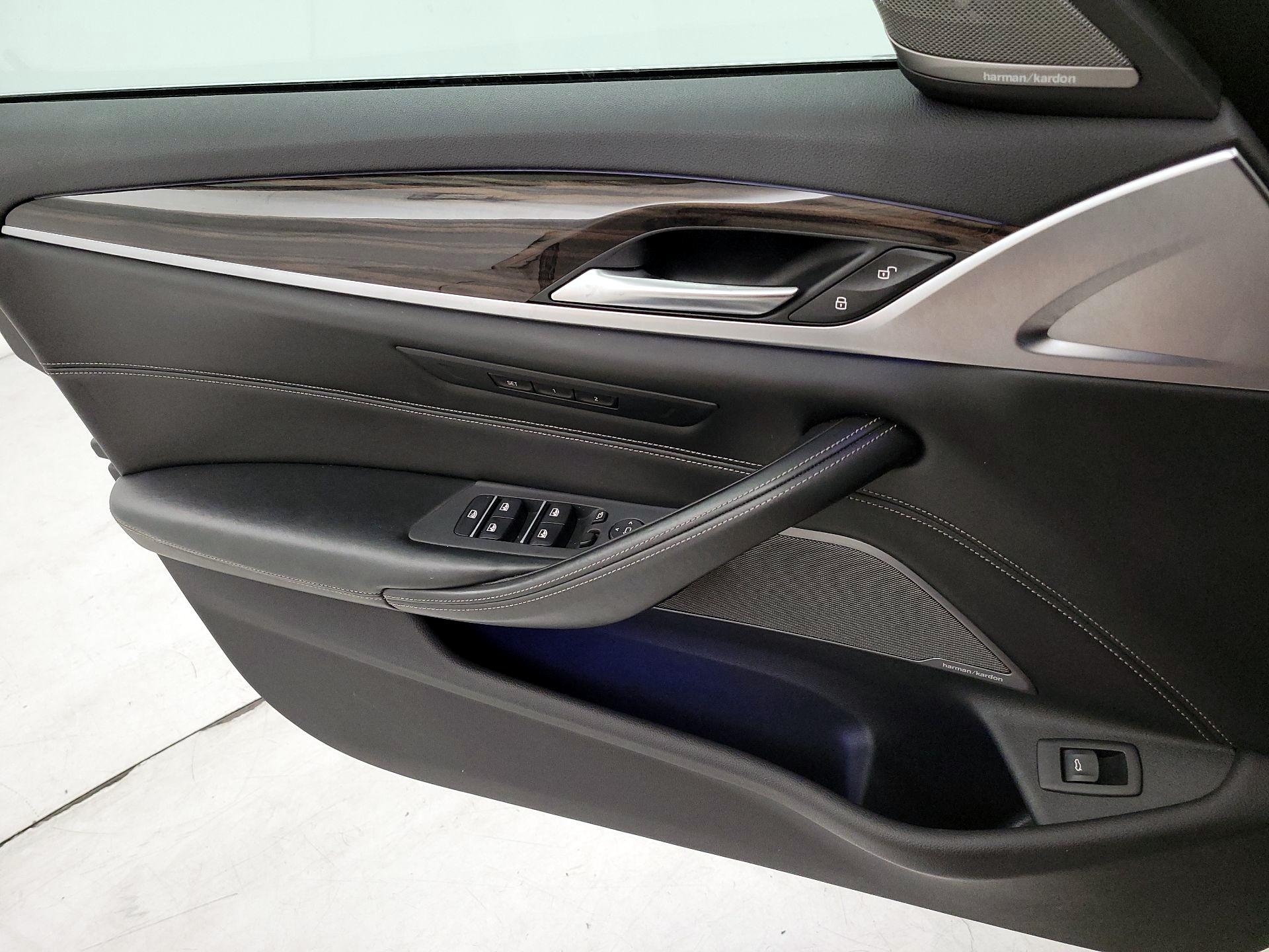 Thumbnail: 2018 BMW 5 Series - 12
