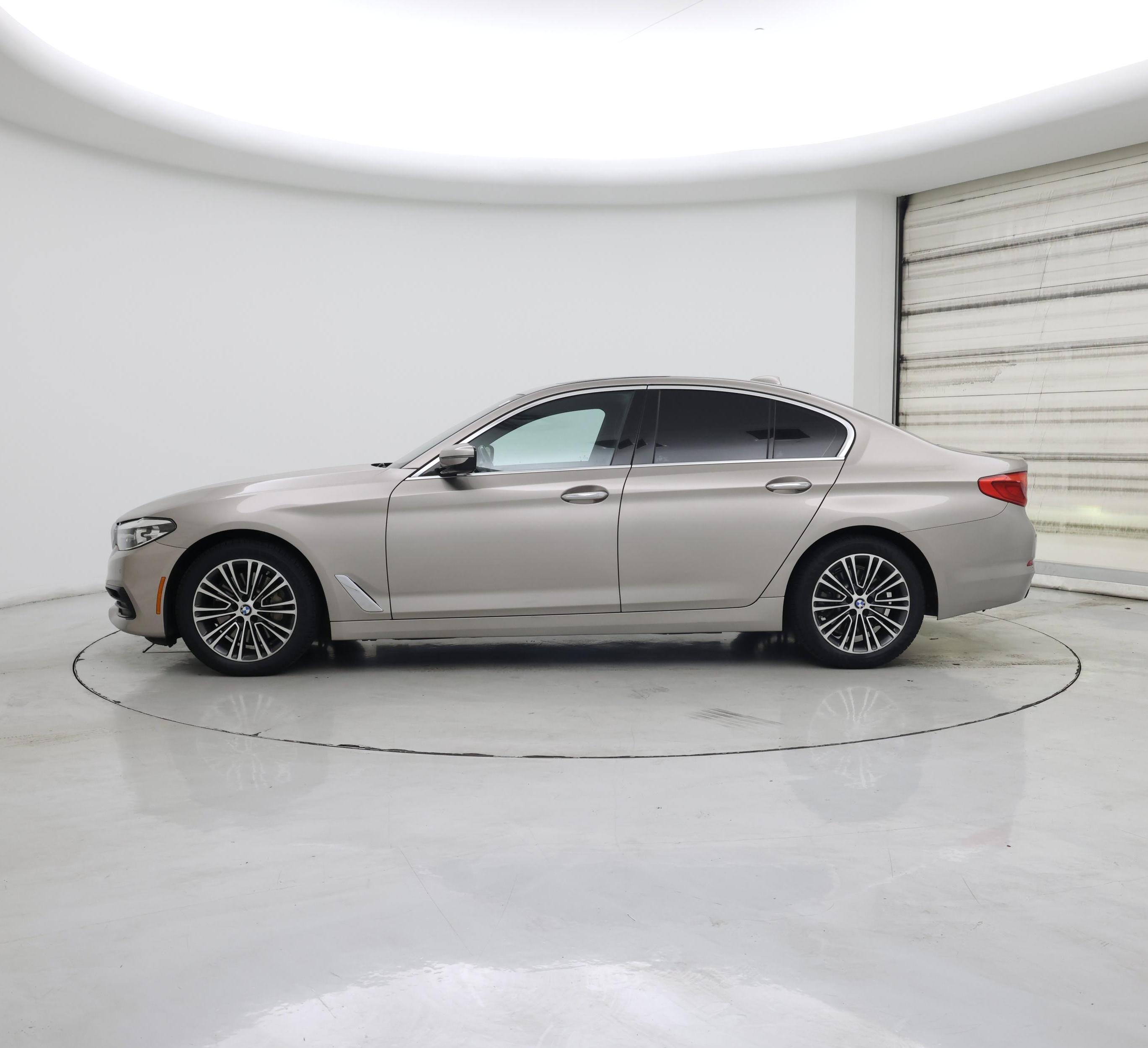 Thumbnail: 2018 BMW 5 Series - 3