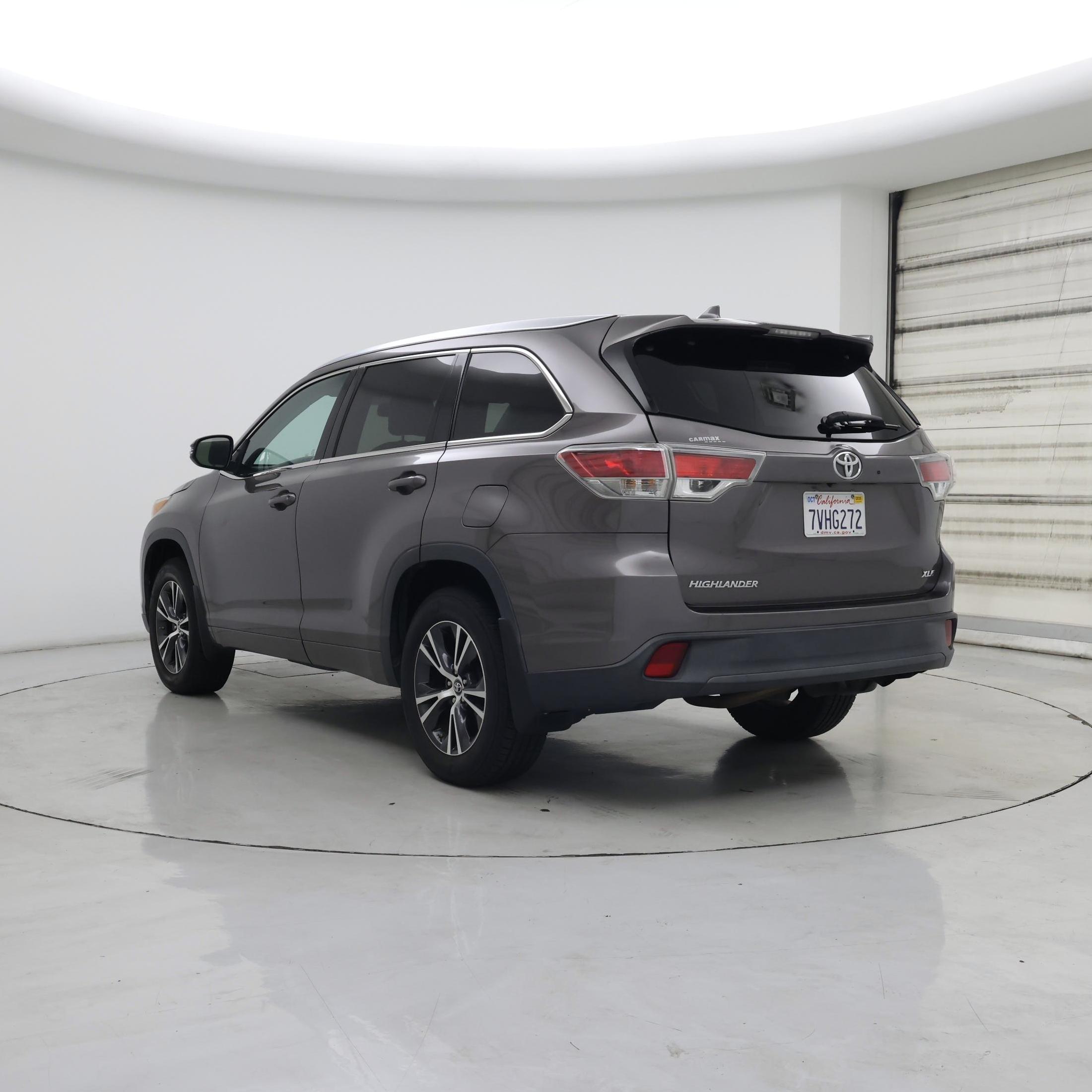 Thumbnail: 2016 Toyota Highlander - 2