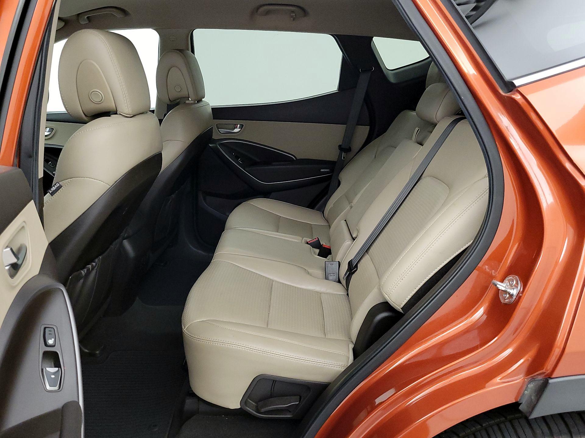 Thumbnail: 2013 Hyundai Santa Fe - 19
