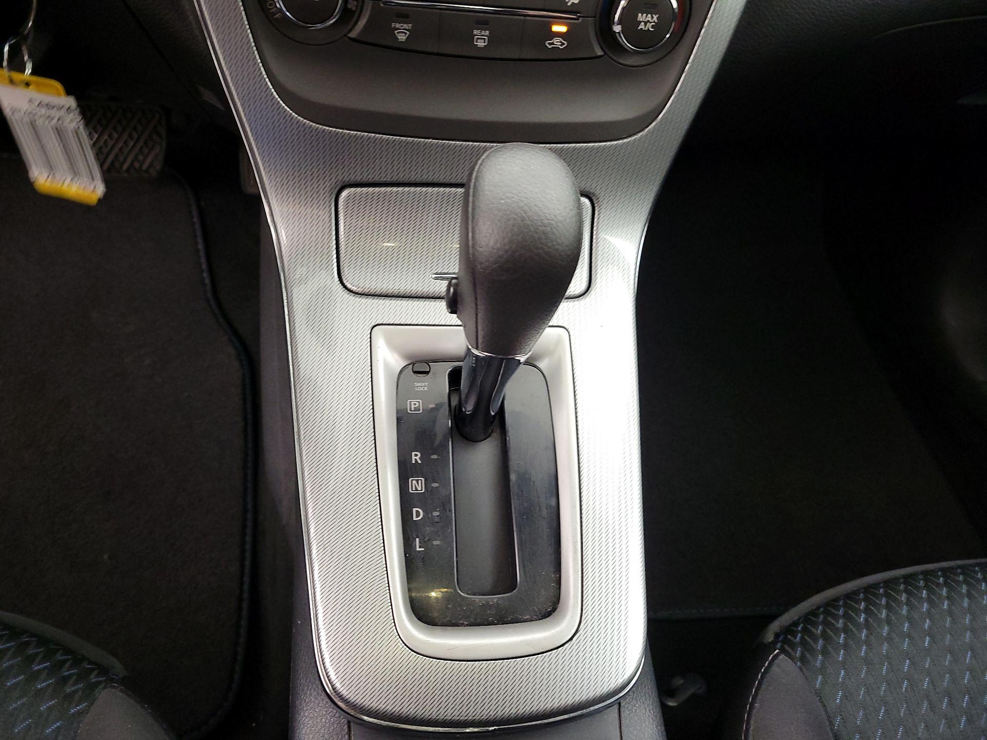 Thumbnail: 2014 Nissan Sentra - 15