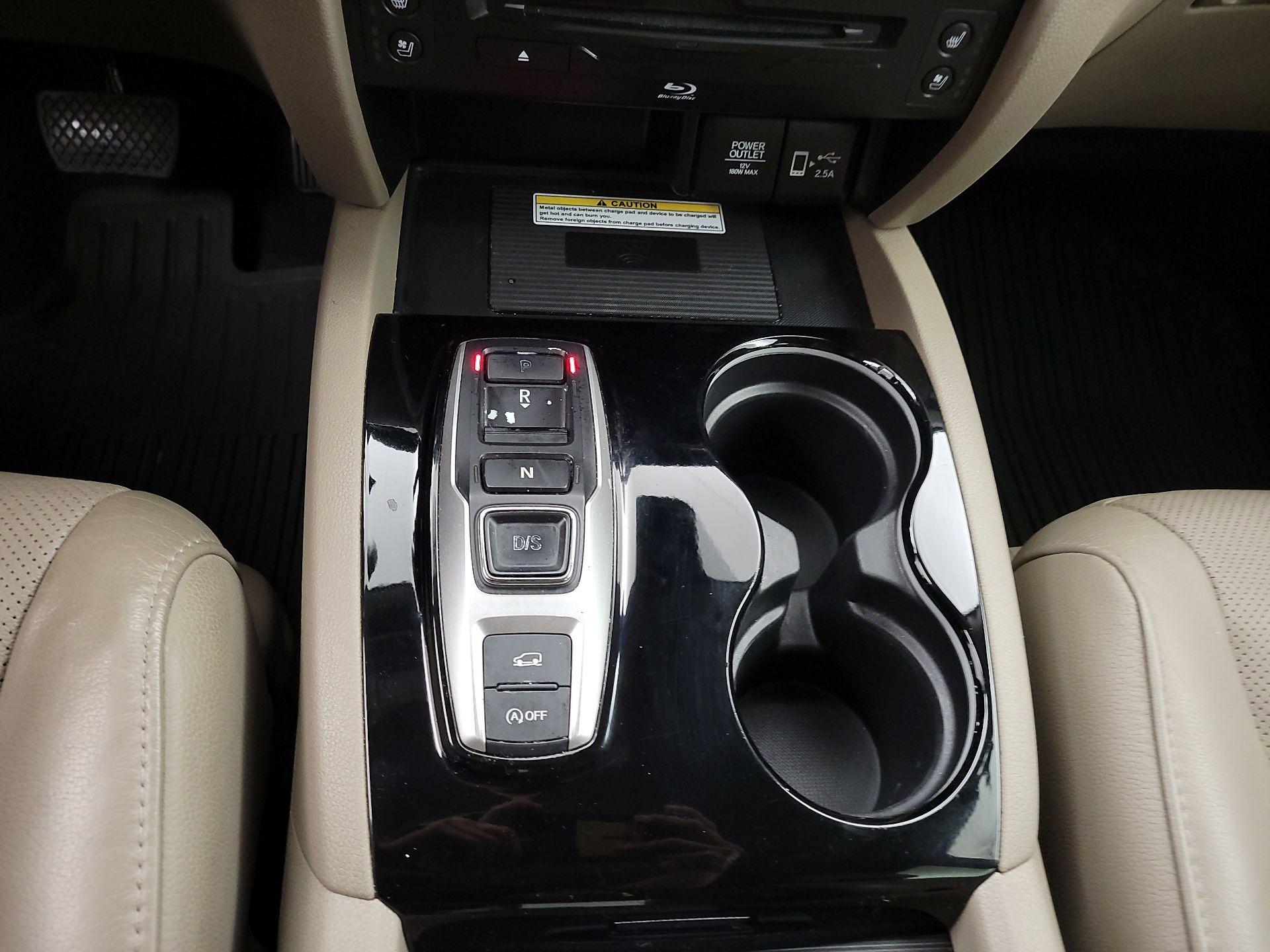 Thumbnail: 2019 Honda Pilot - 18
