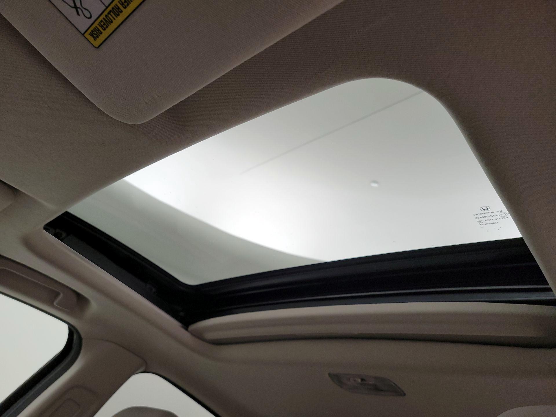 Thumbnail: 2018 Honda HR-V - 19