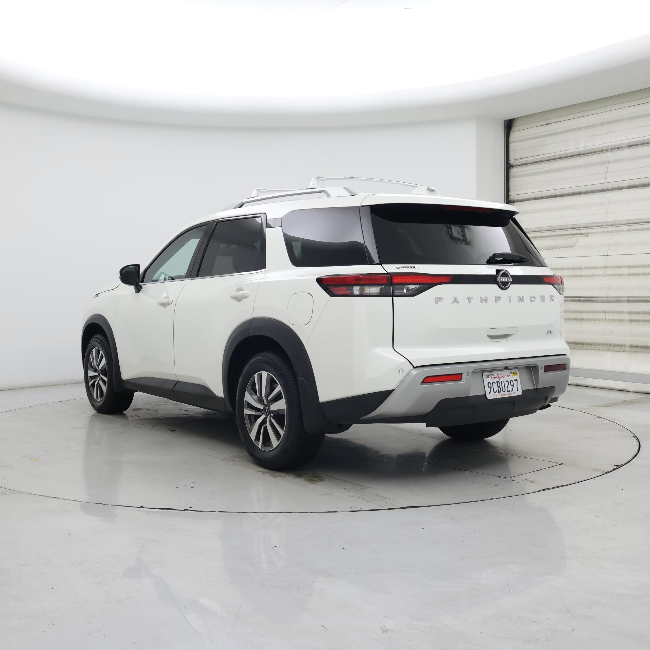 Thumbnail: 2022 Nissan Pathfinder - 2