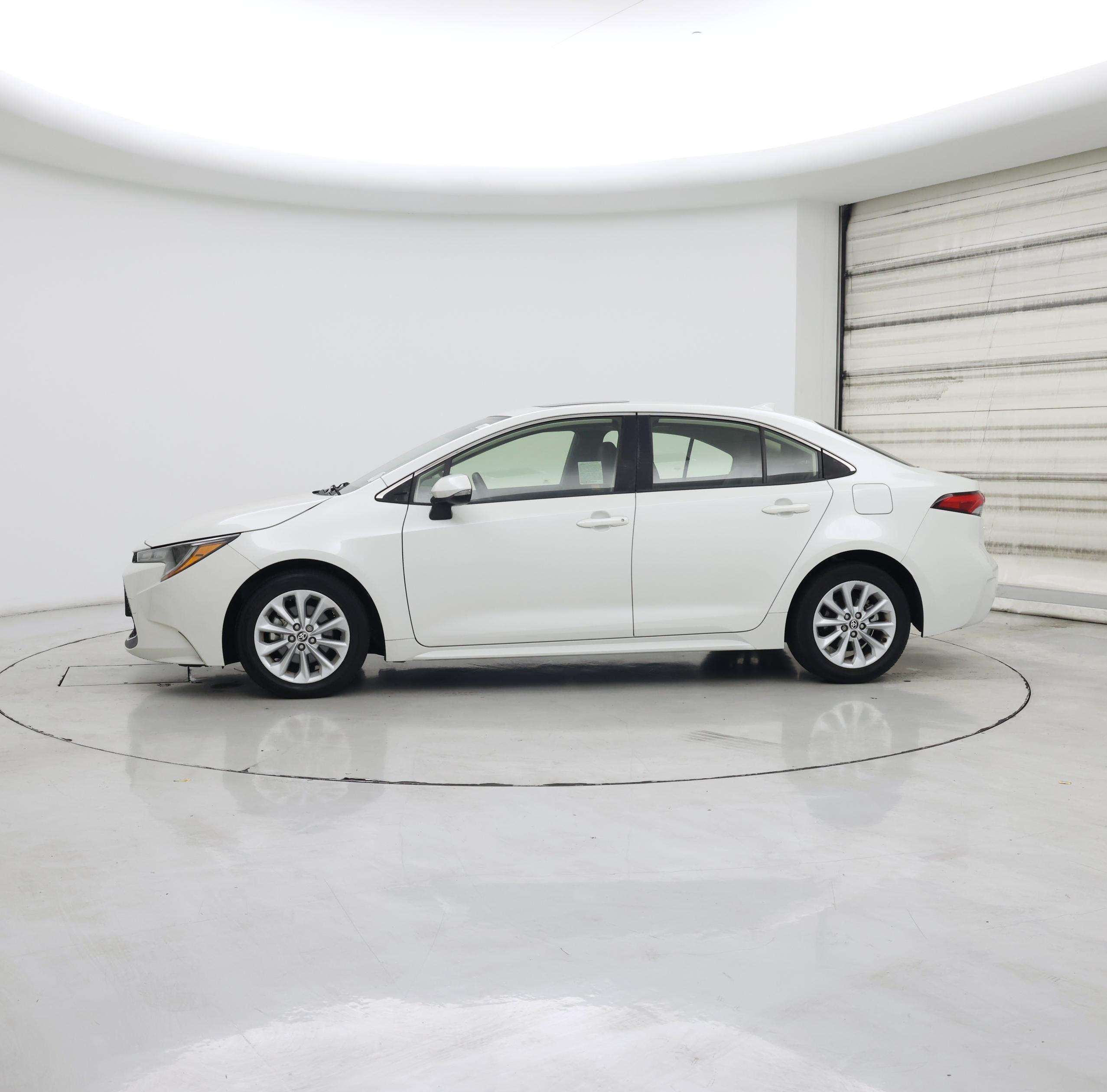 Thumbnail: 2020 Toyota Corolla - 3