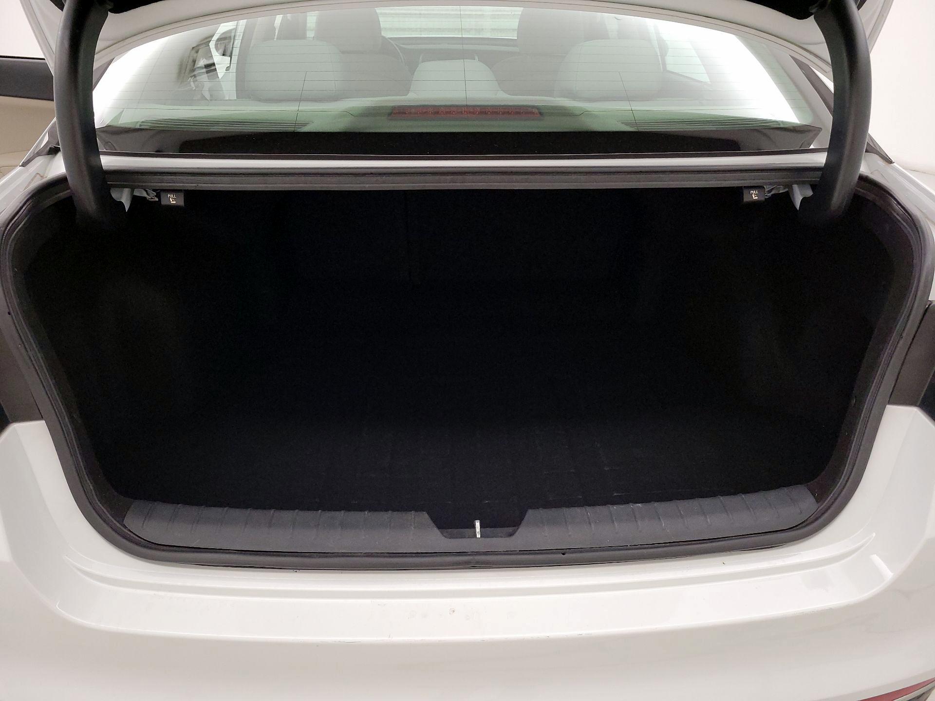 Thumbnail: 2017 Kia Optima - 20