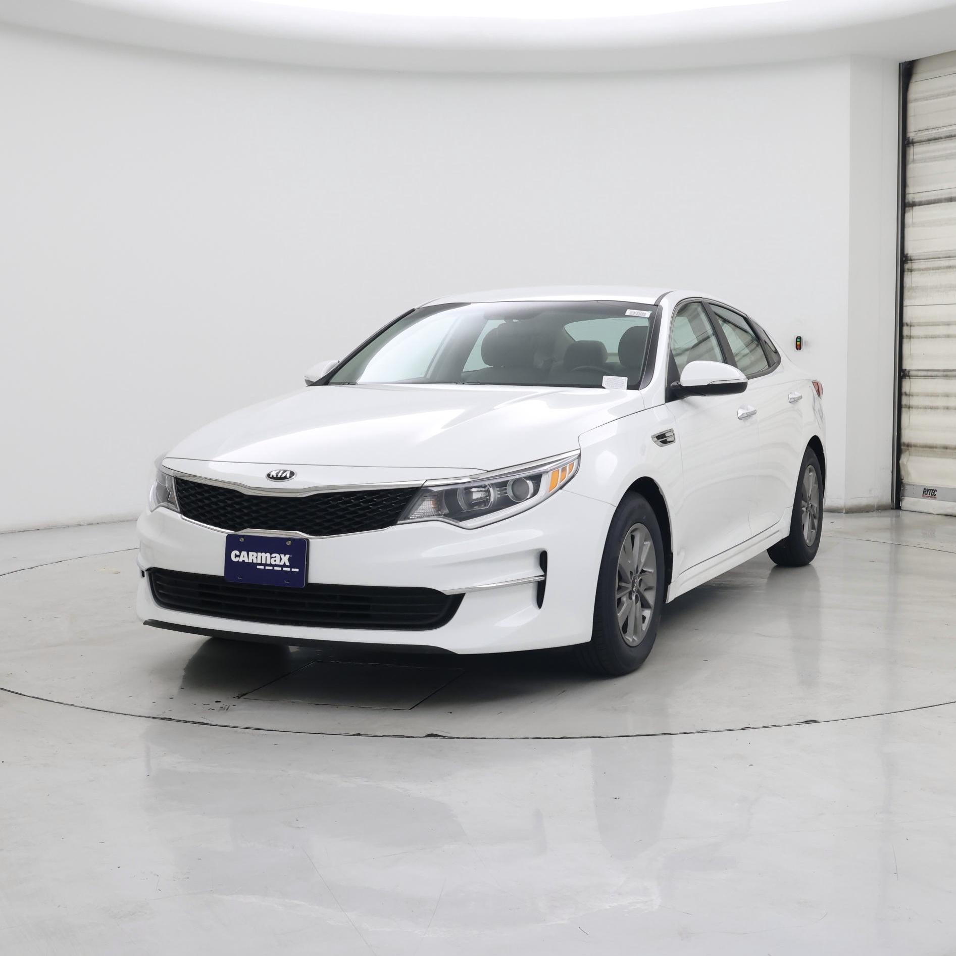 Thumbnail: 2017 Kia Optima - 4