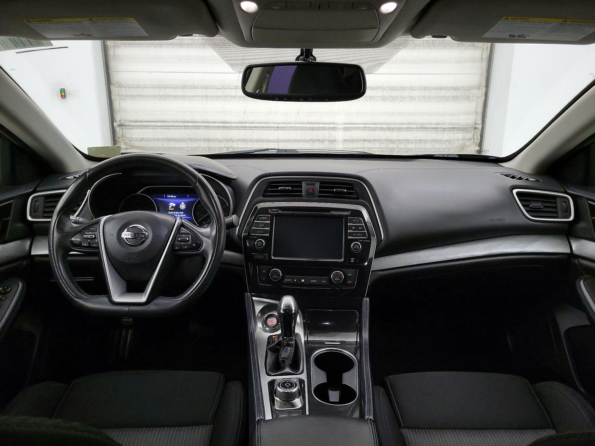 Thumbnail: 2017 Nissan Maxima - 9