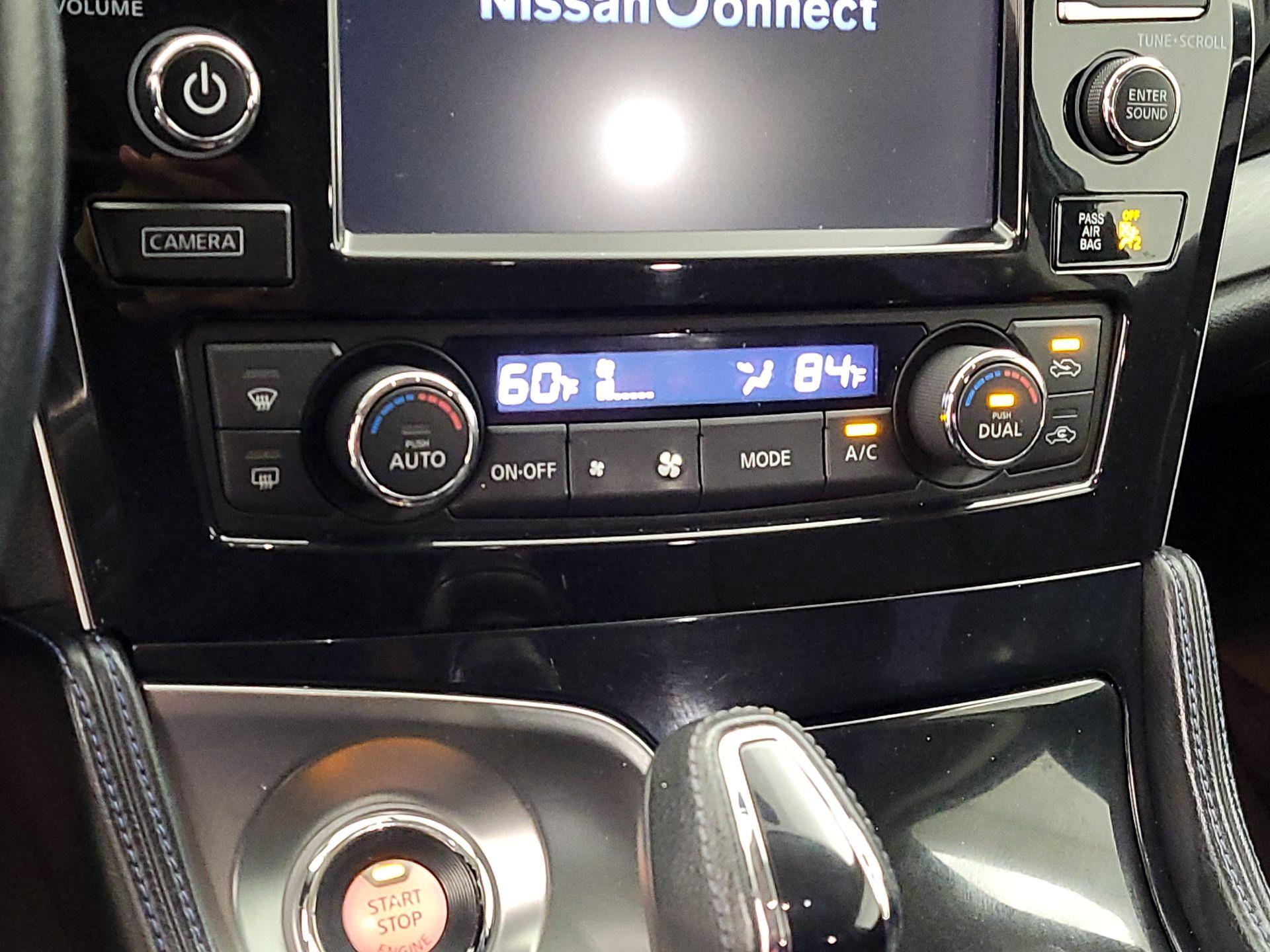 Thumbnail: 2017 Nissan Maxima - 17