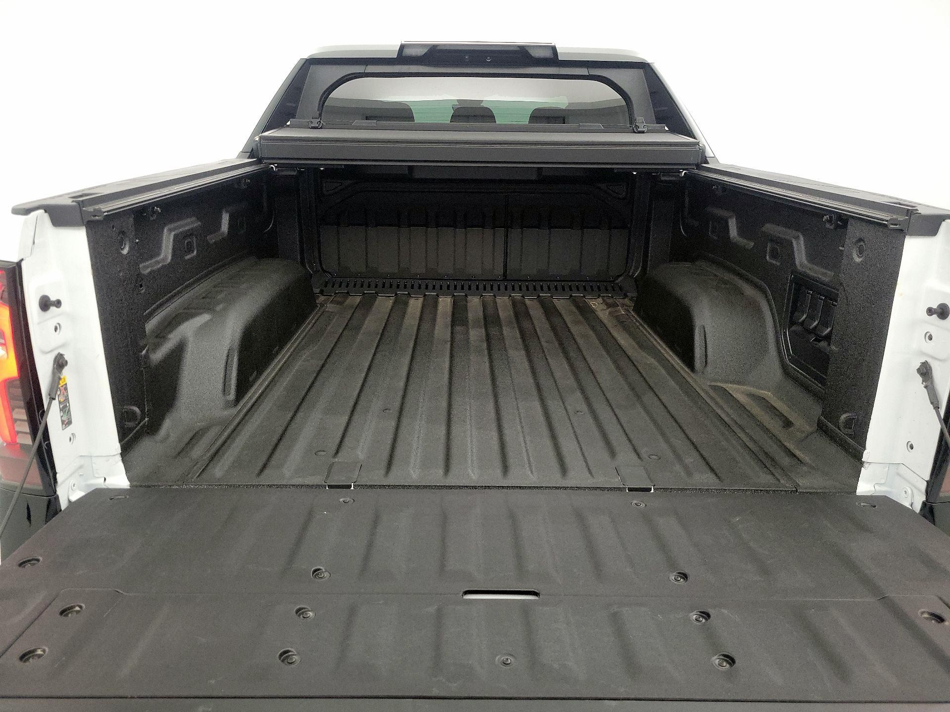 Thumbnail: 2025 Chevrolet Silverado EV - 20