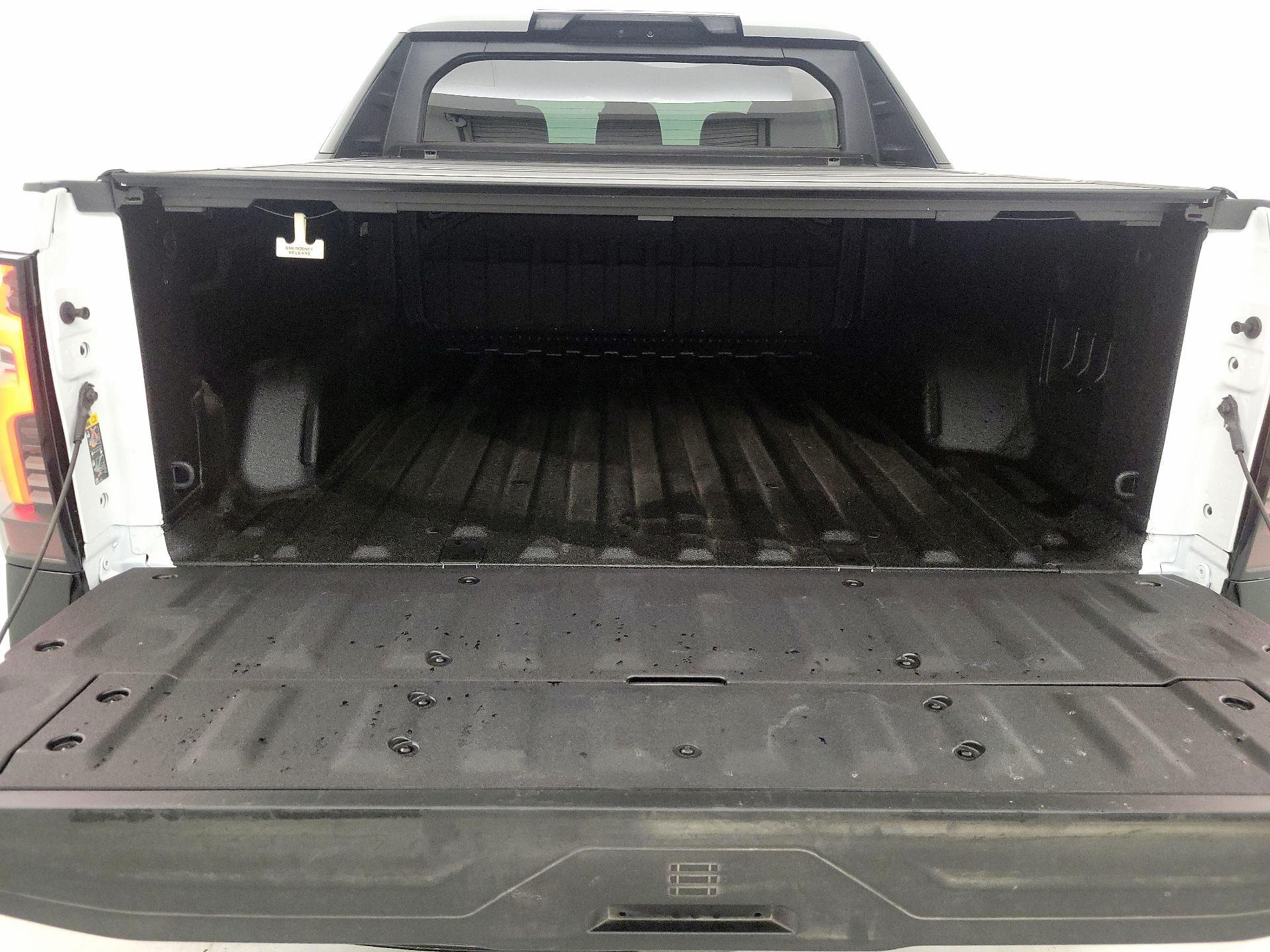 Thumbnail: 2025 Chevrolet Silverado EV - 20