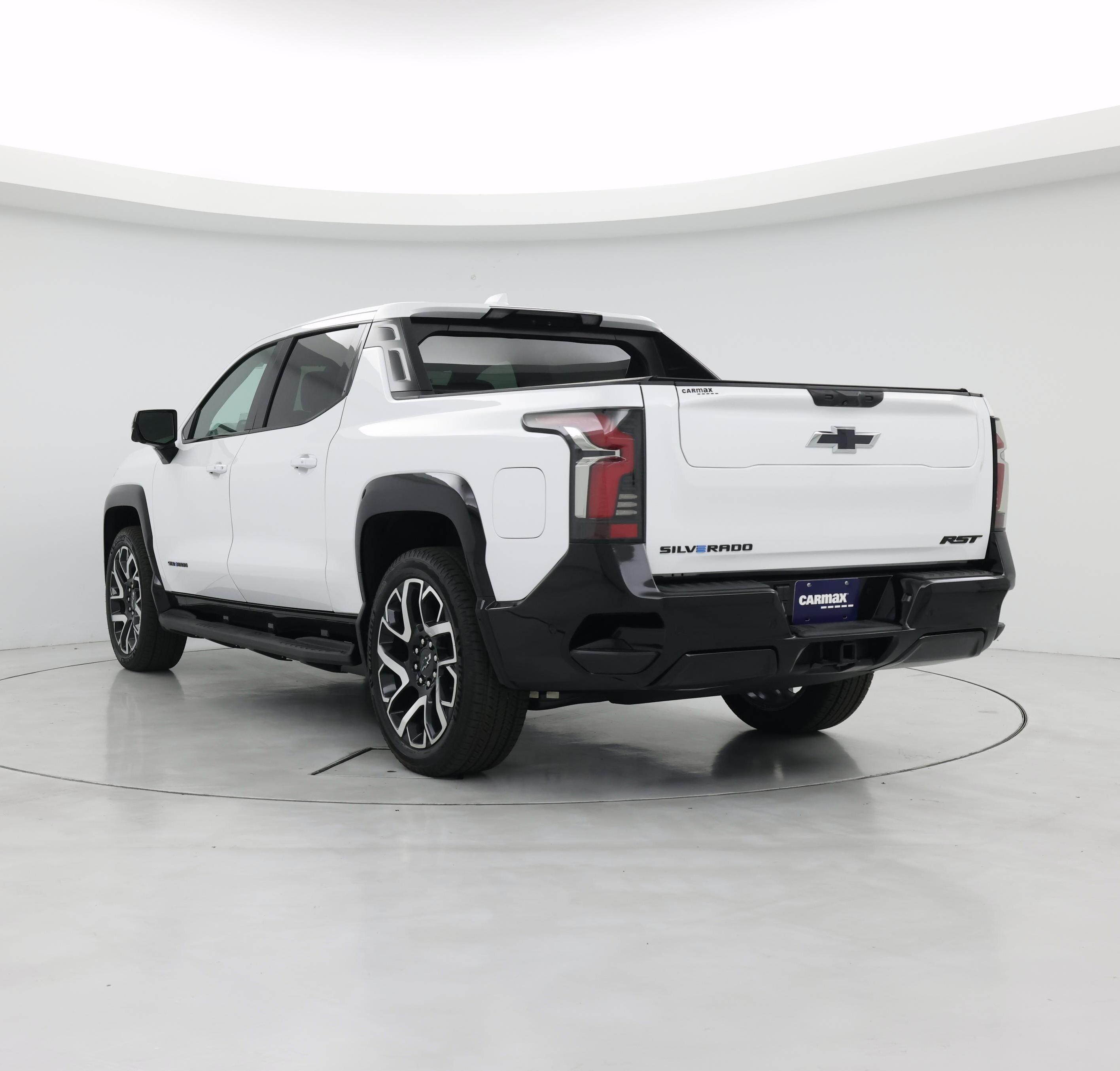 Thumbnail: 2025 Chevrolet Silverado EV - 2
