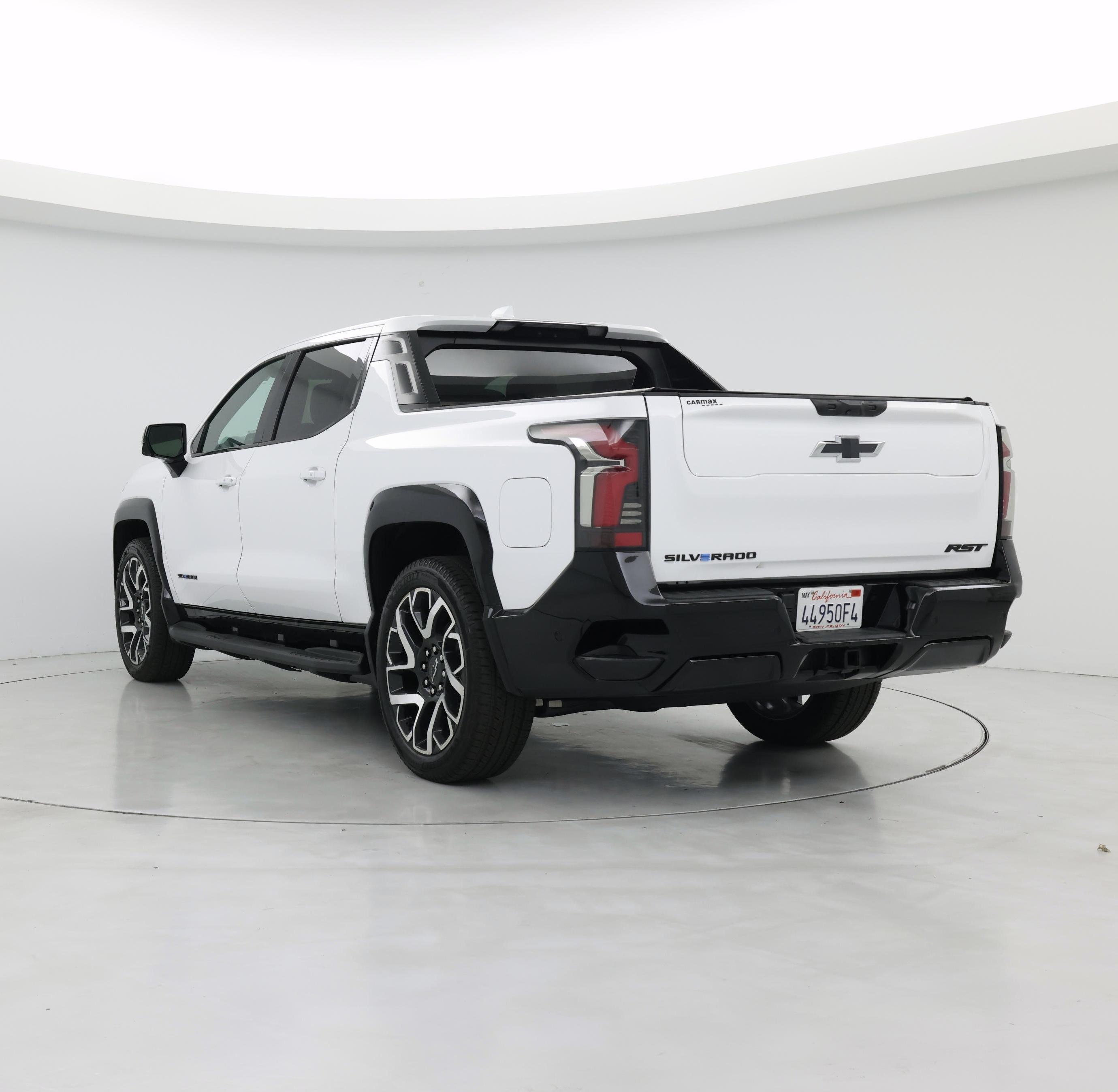 Thumbnail: 2025 Chevrolet Silverado EV - 2
