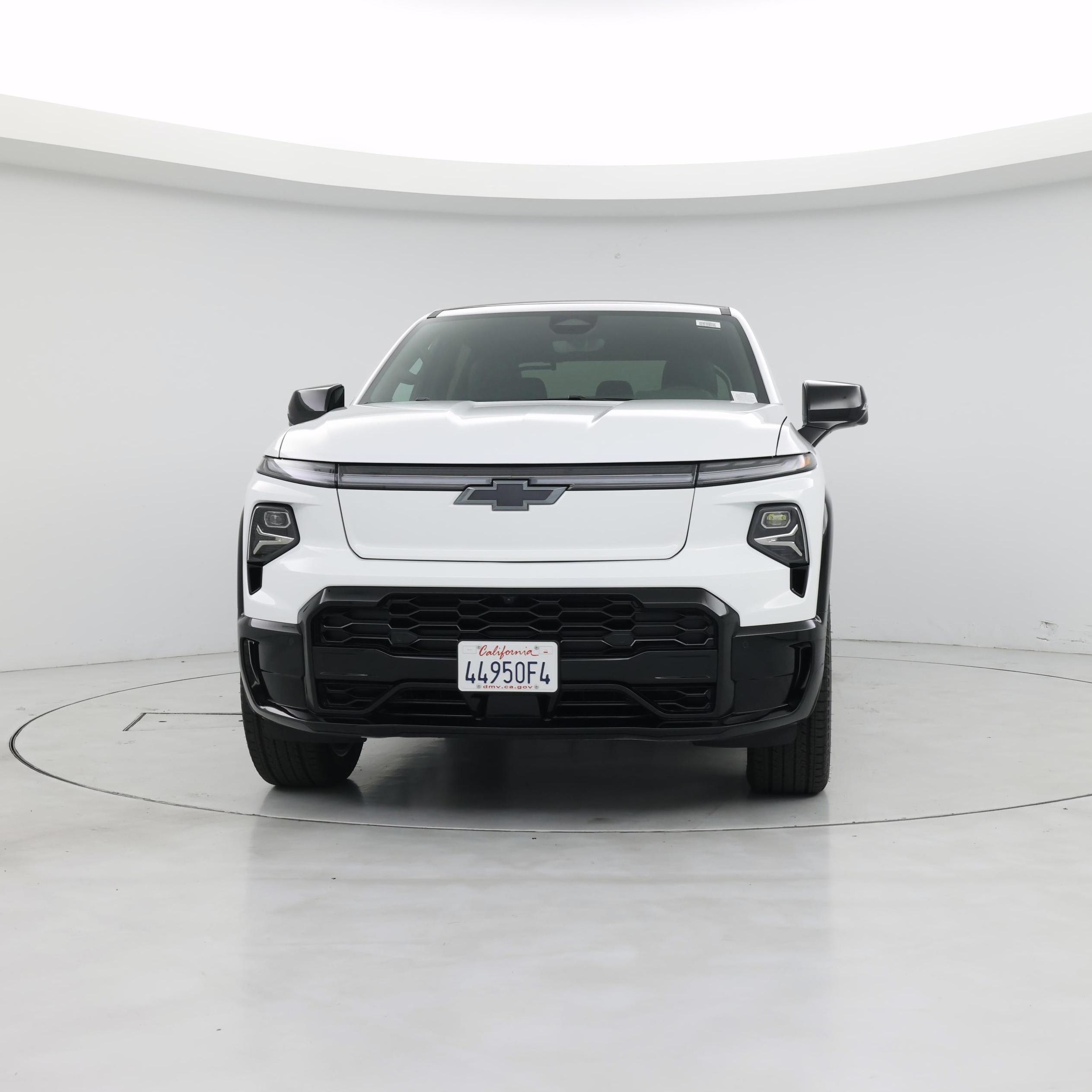 Thumbnail: 2025 Chevrolet Silverado EV - 5
