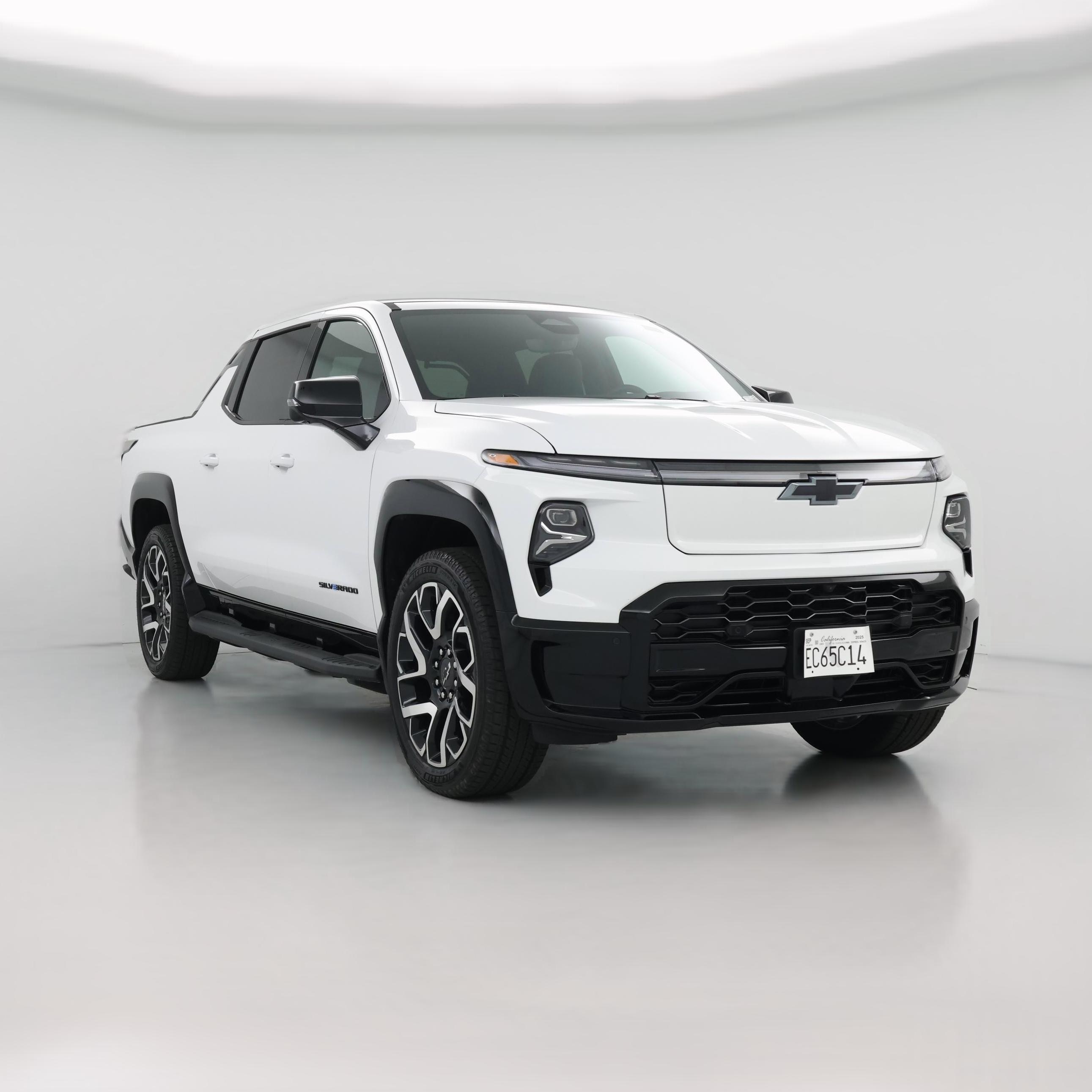 Thumbnail: 2025 Chevrolet Silverado EV - 1