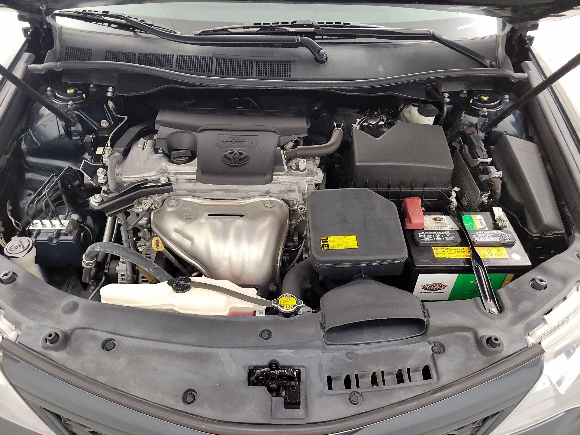 Thumbnail: 2014 Toyota Camry - 20