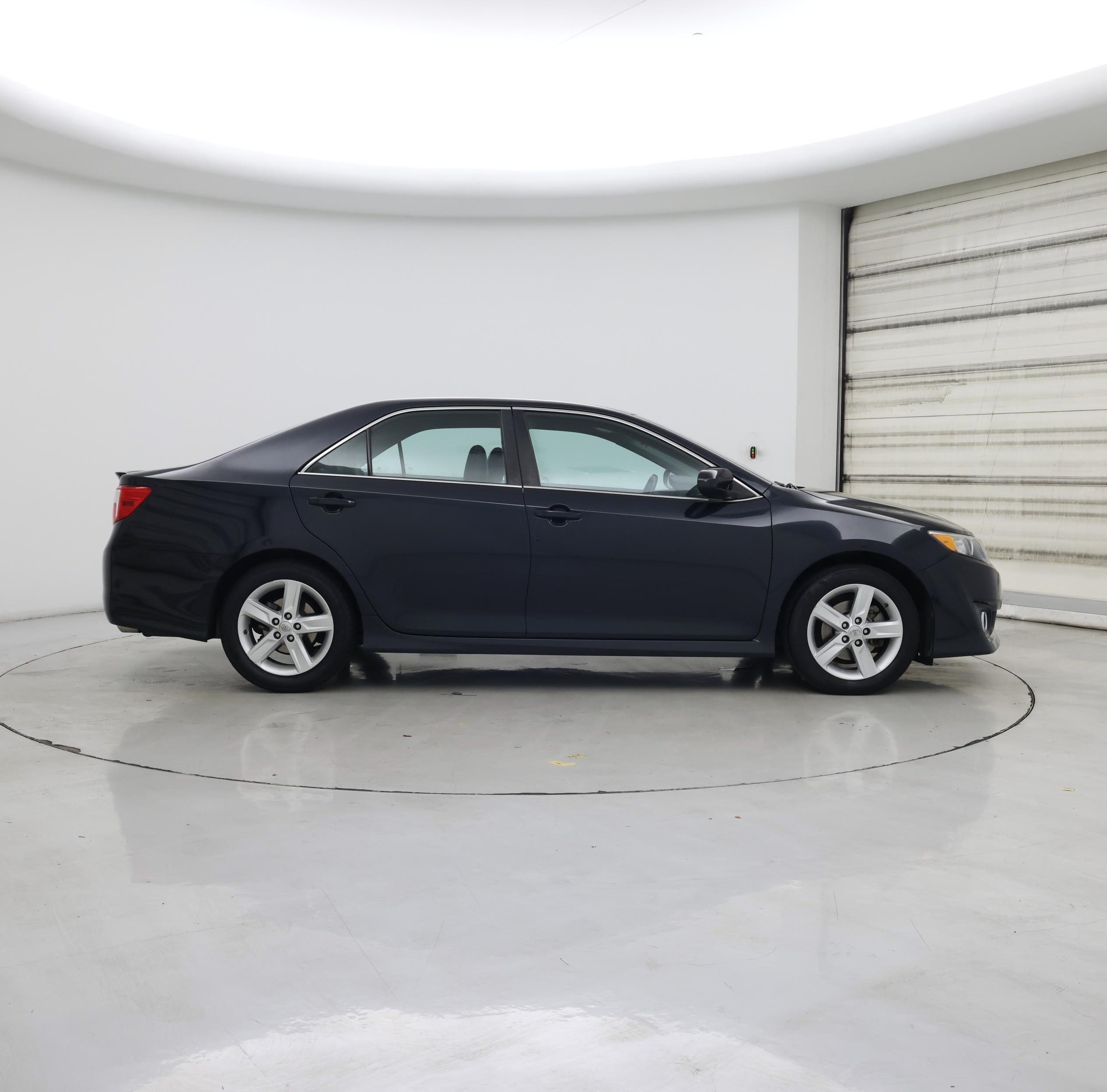 Thumbnail: 2014 Toyota Camry - 7