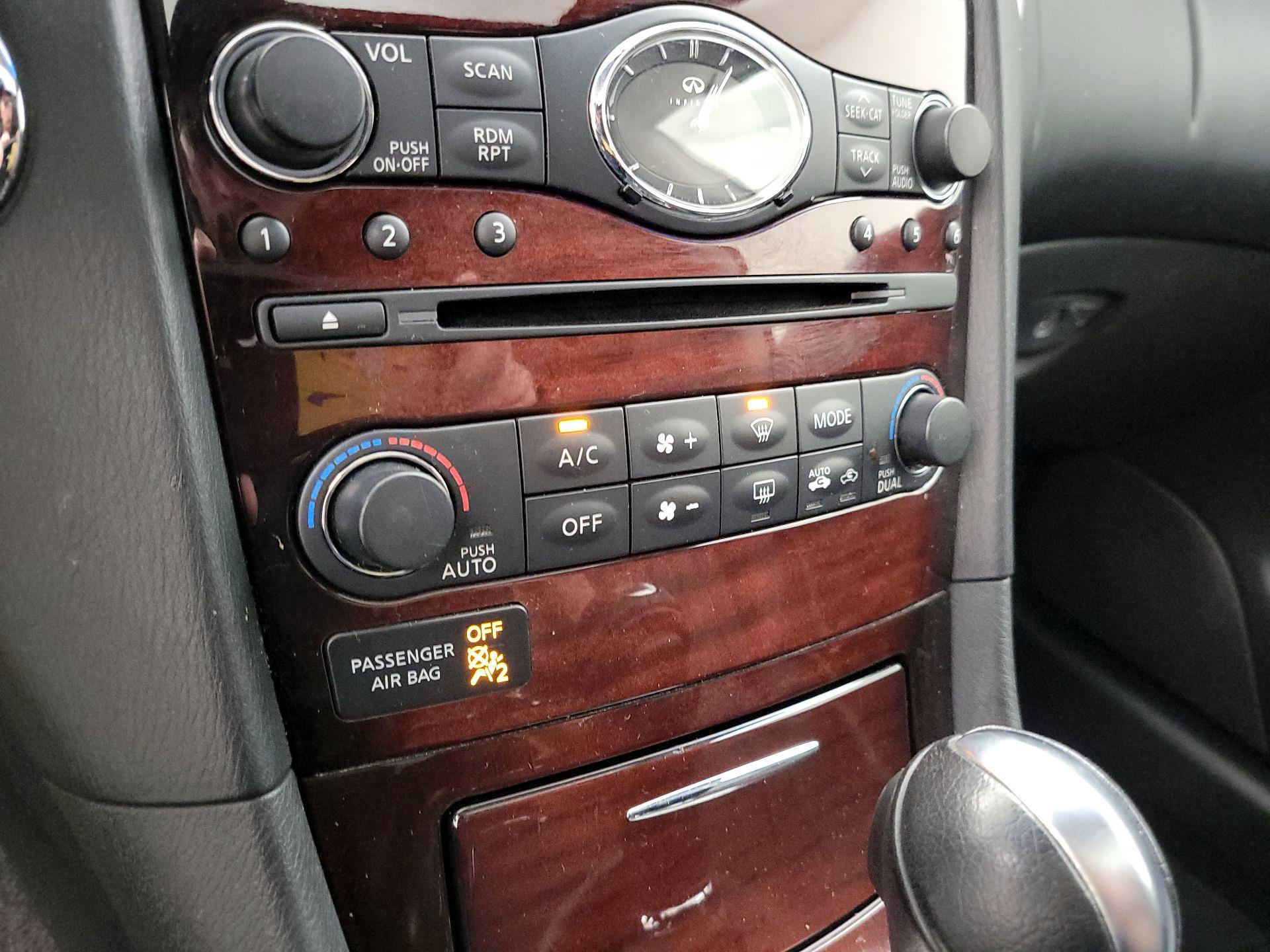 Thumbnail: 2016 INFINITI QX50 - 15