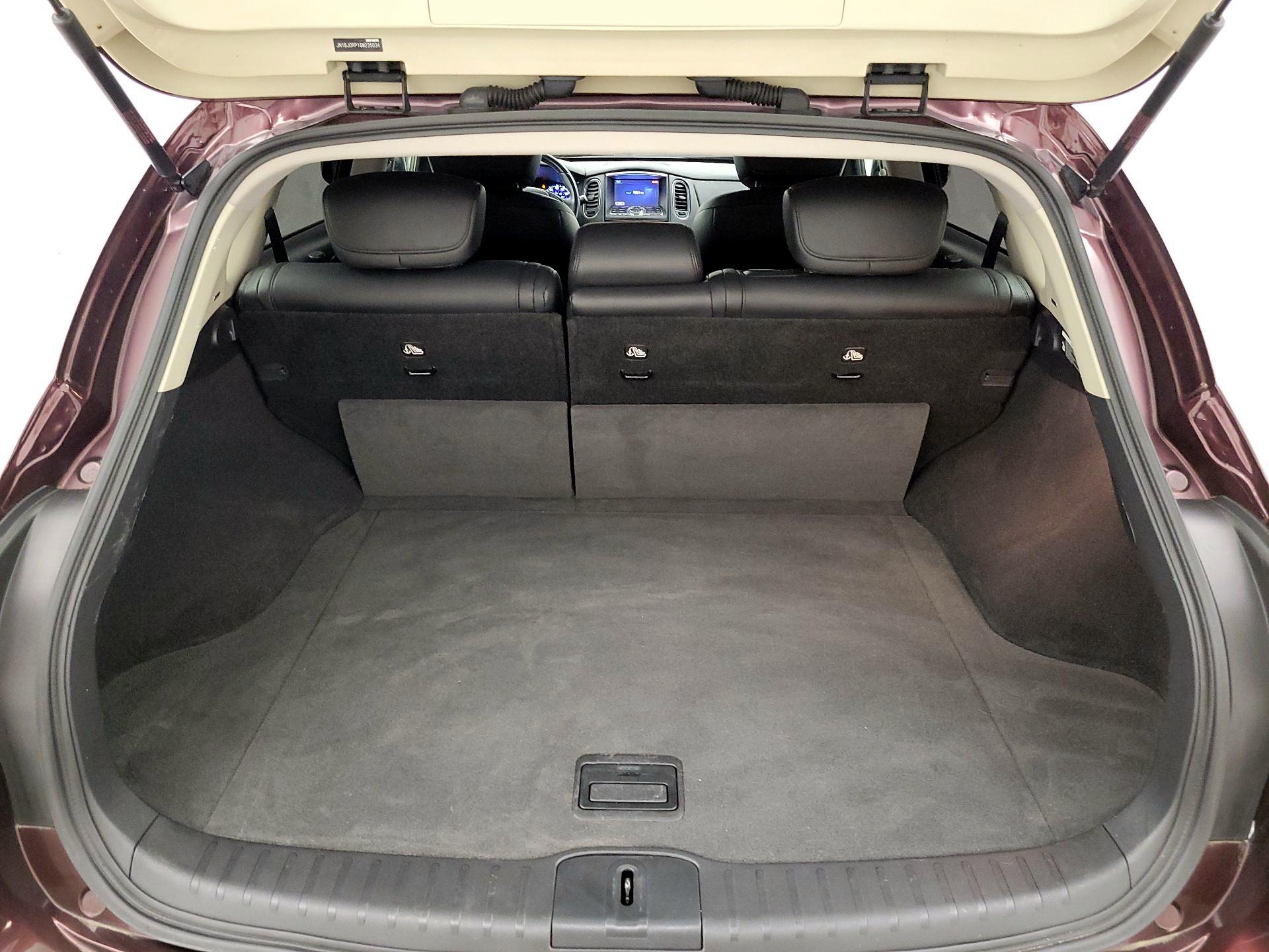 Thumbnail: 2016 INFINITI QX50 - 18