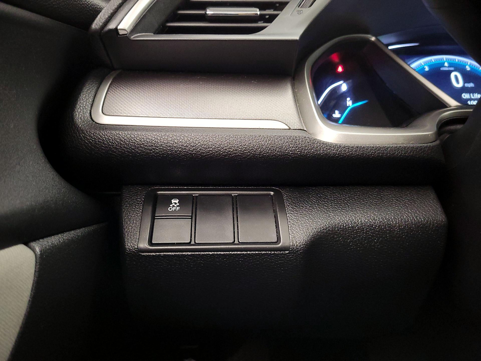Thumbnail: 2018 Honda Civic - 13