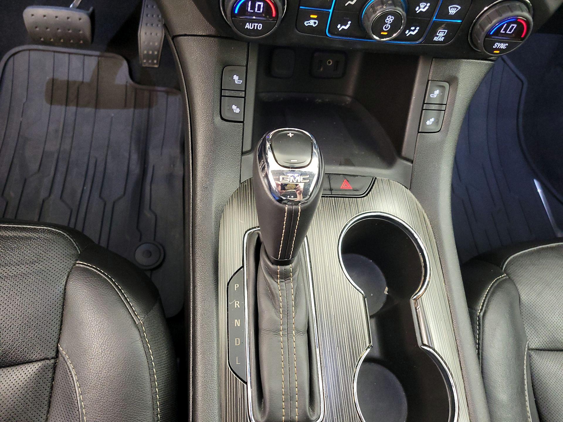 Thumbnail: 2018 GMC Acadia - 16
