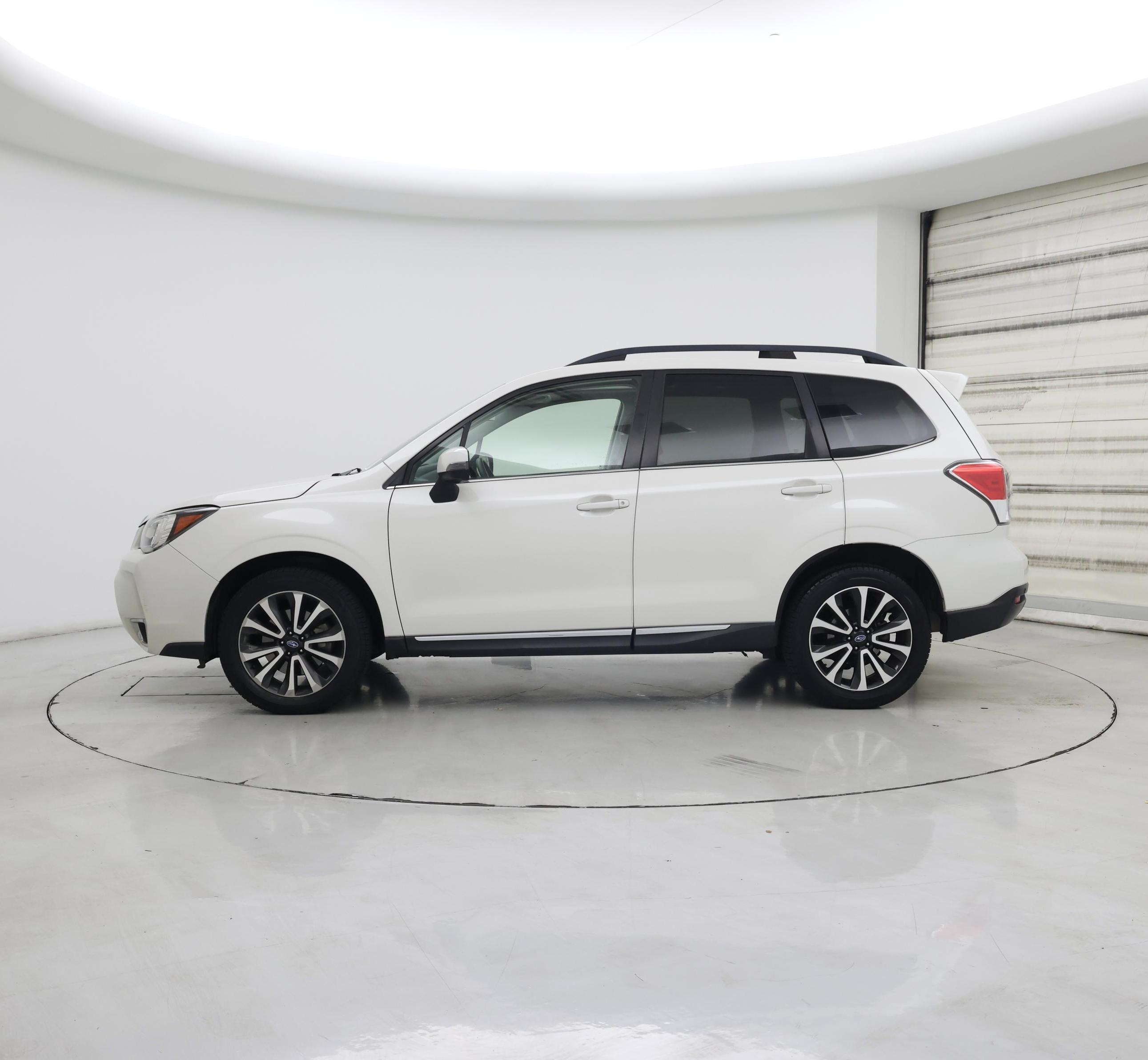 Thumbnail: 2017 Subaru Forester - 3