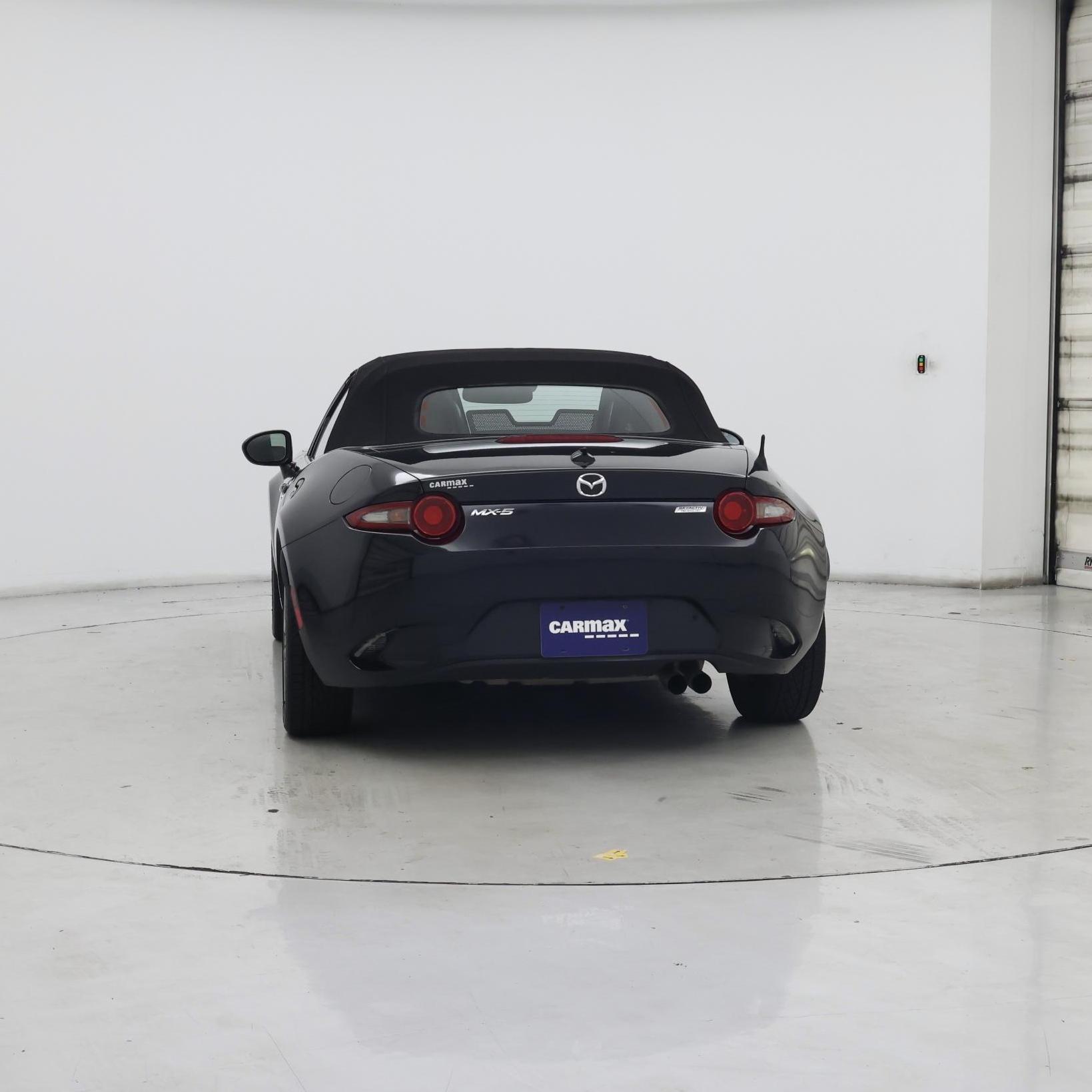 Thumbnail: 2016 Mazda MX-5 Miata - 6