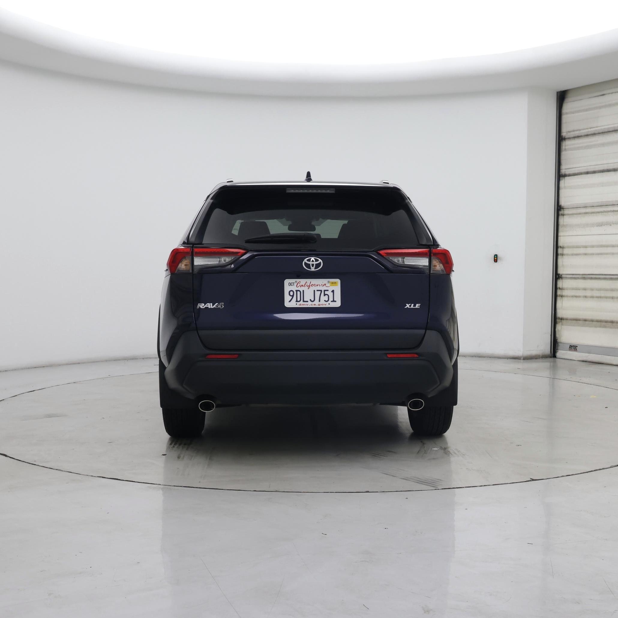 Thumbnail: 2022 Toyota RAV4 - 6