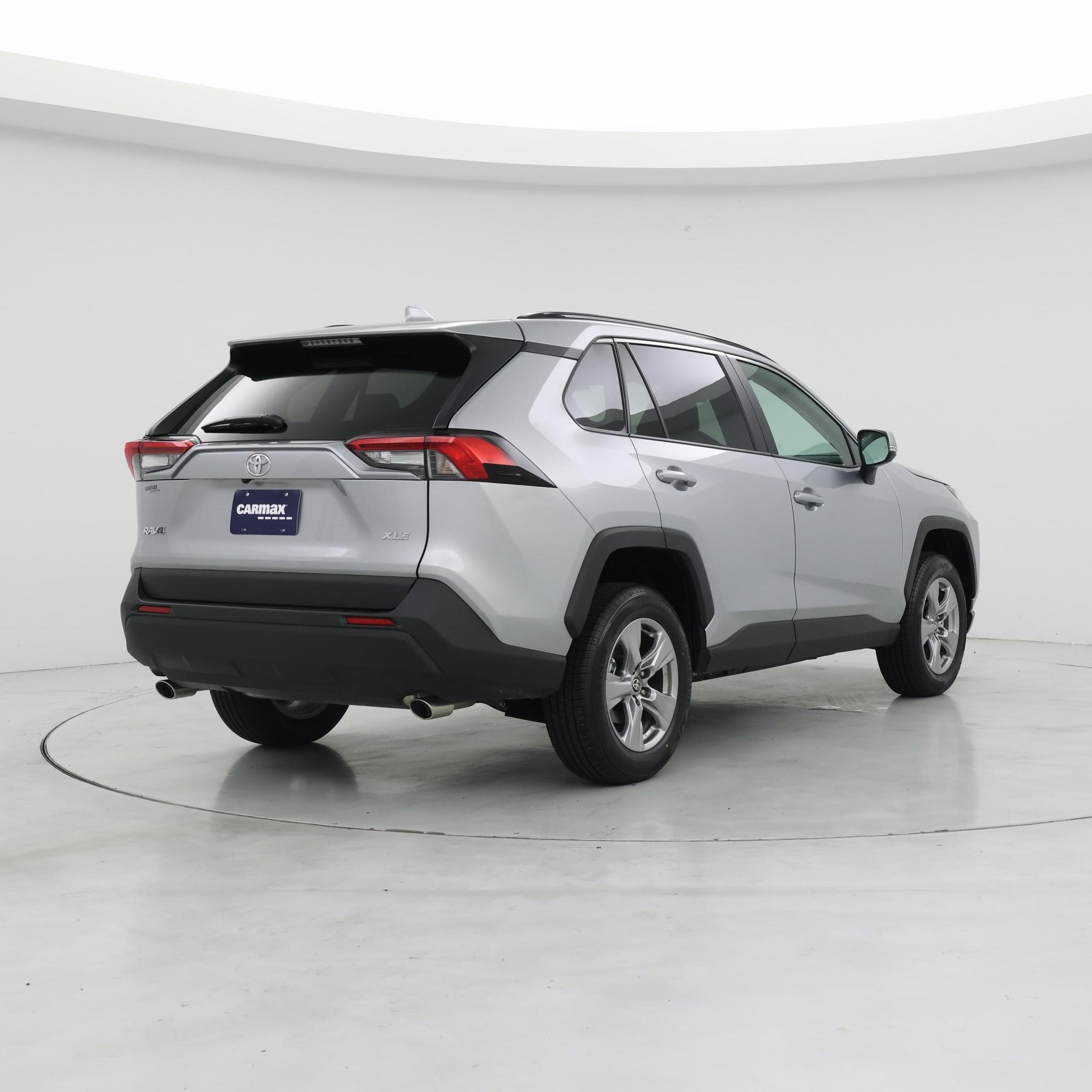 Thumbnail: 2025 Toyota RAV4 - 8