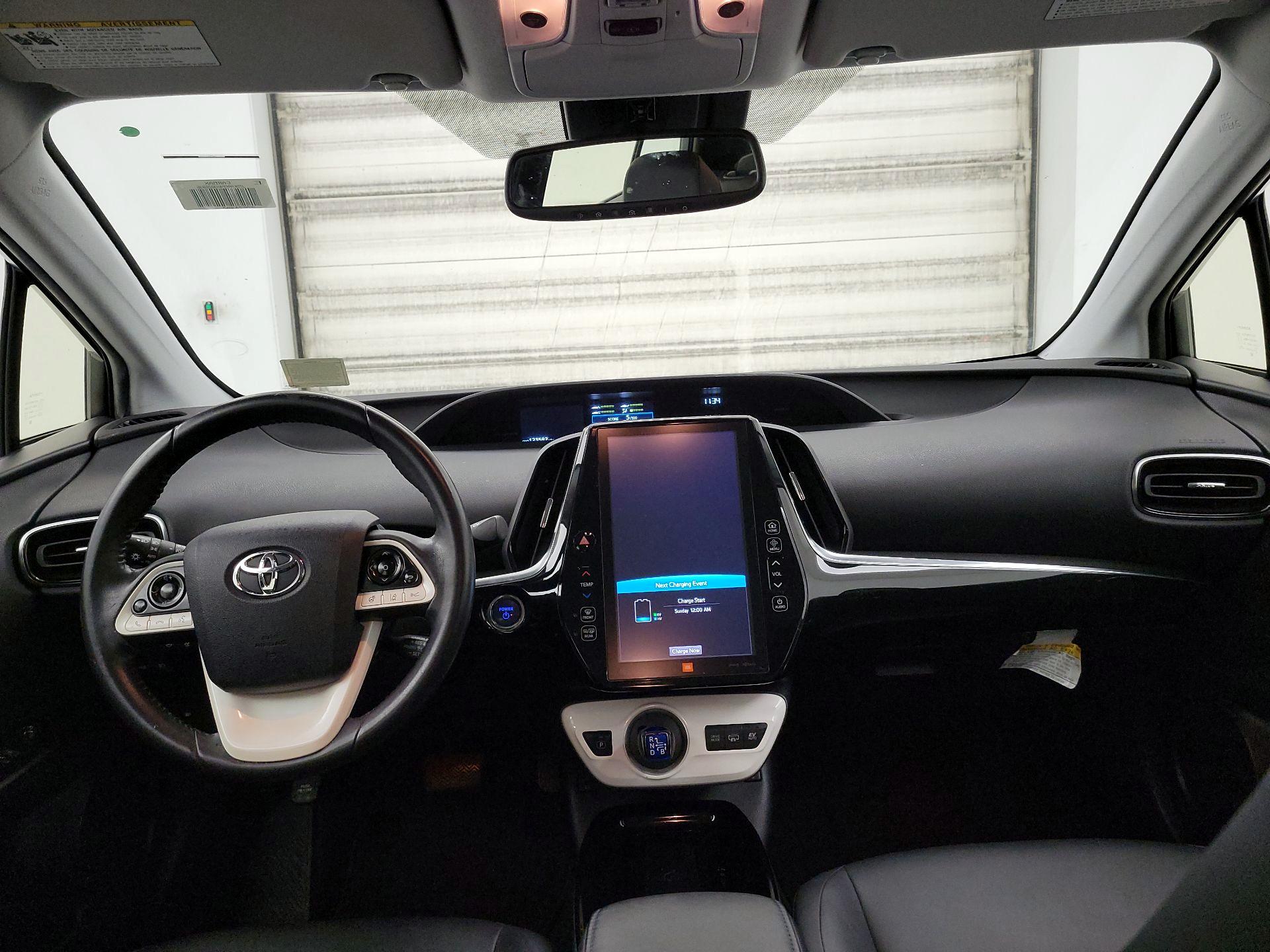 Thumbnail: 2017 Toyota Prius Prime - 9