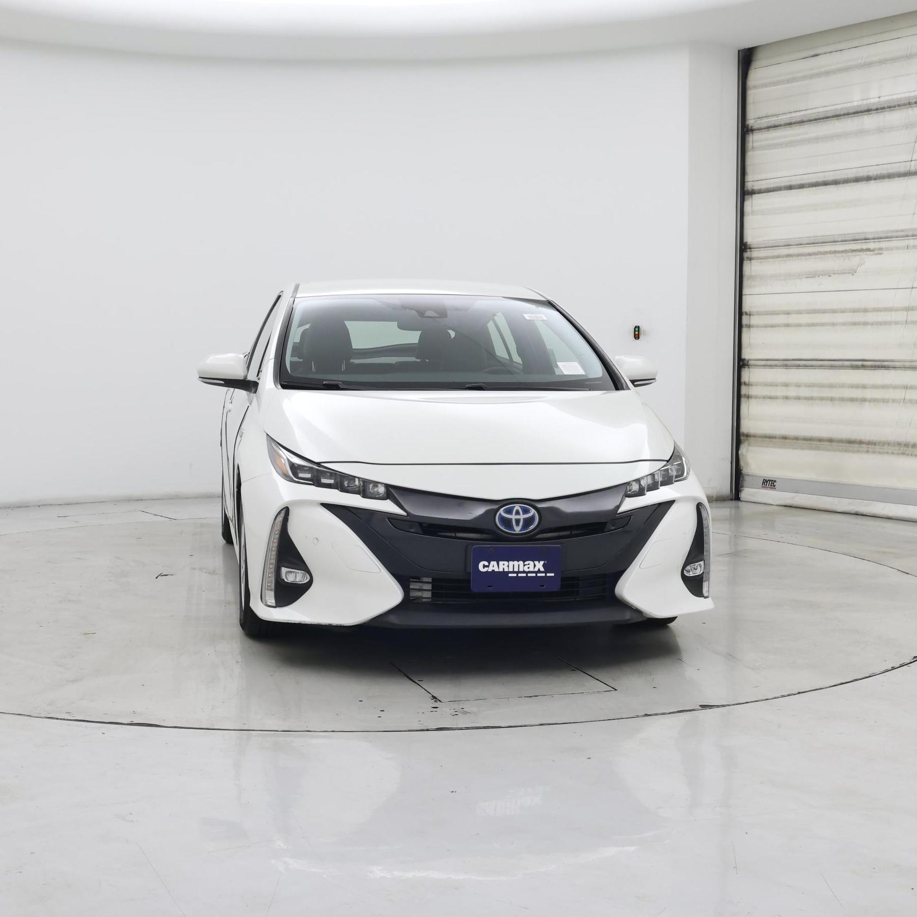 Thumbnail: 2017 Toyota Prius Prime - 5