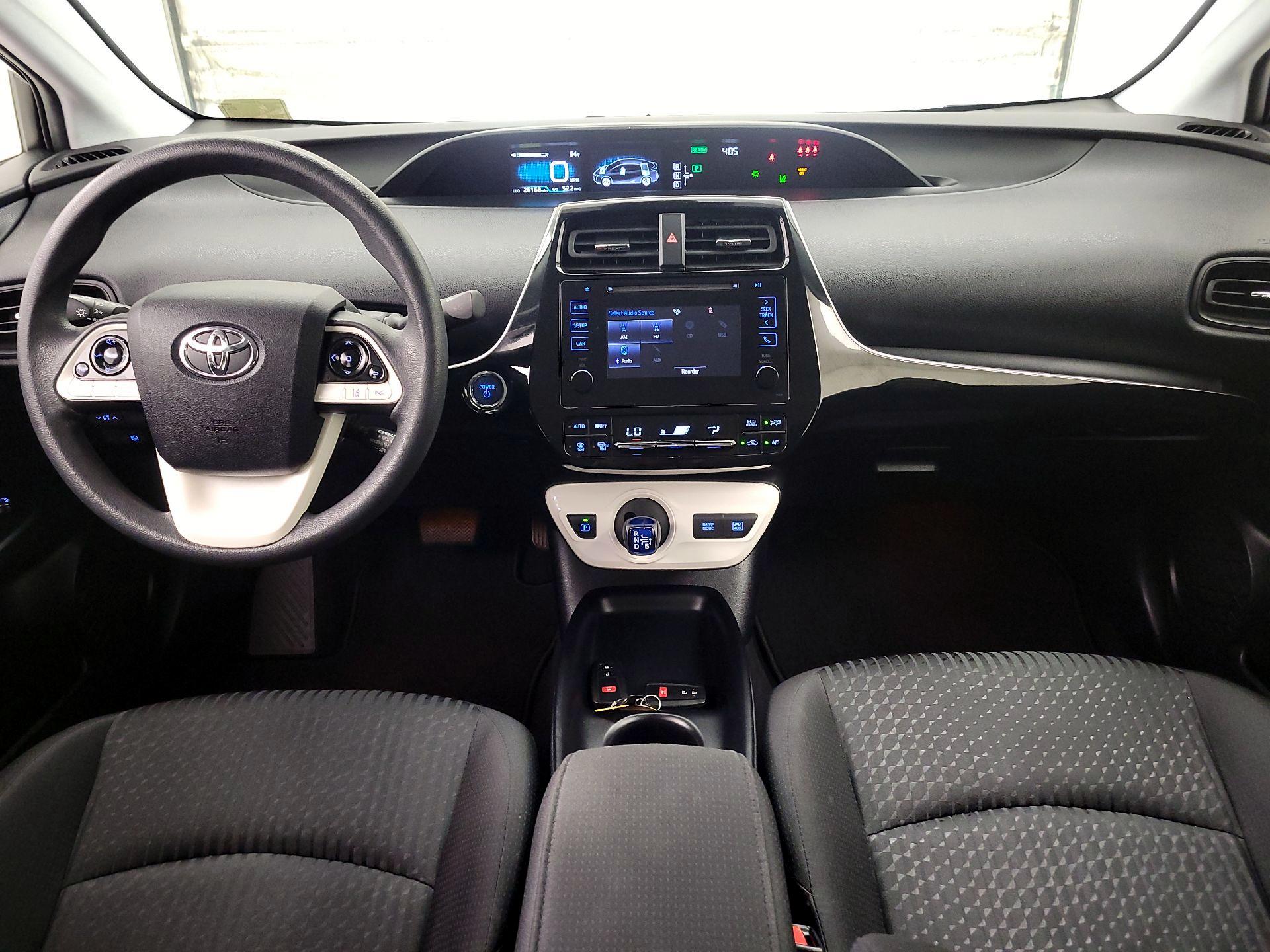 Thumbnail: 2017 Toyota Prius - 9