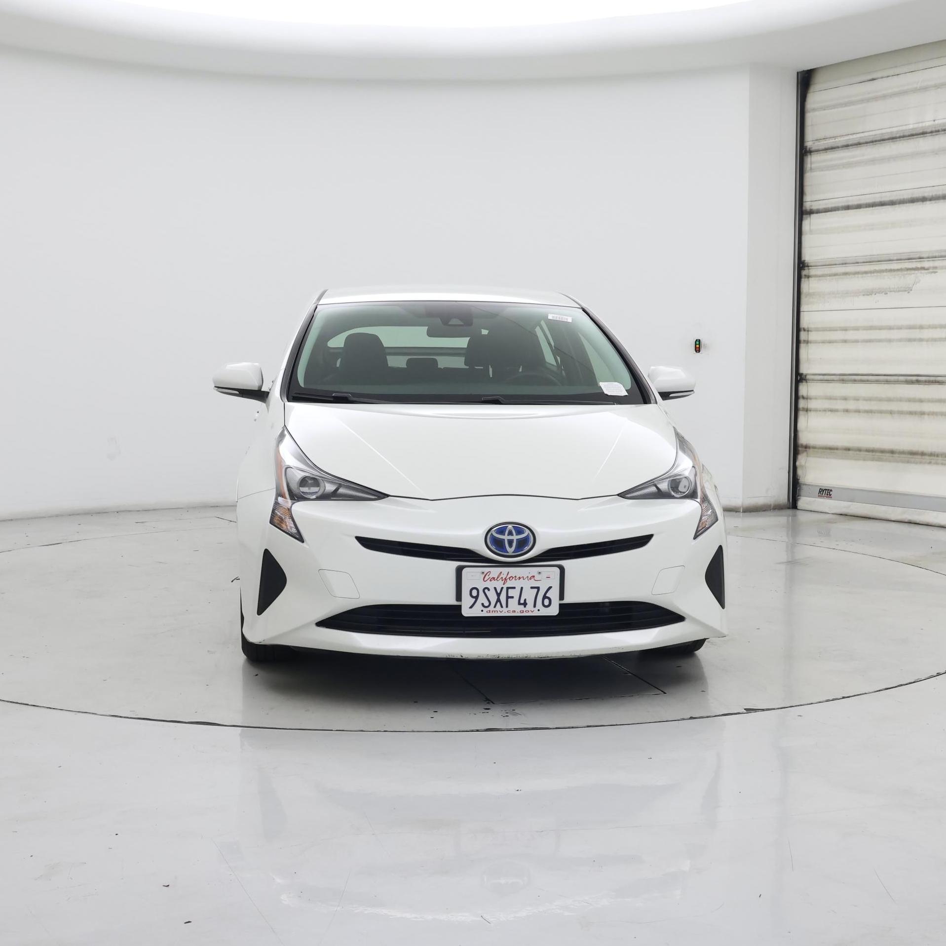 Thumbnail: 2017 Toyota Prius - 5