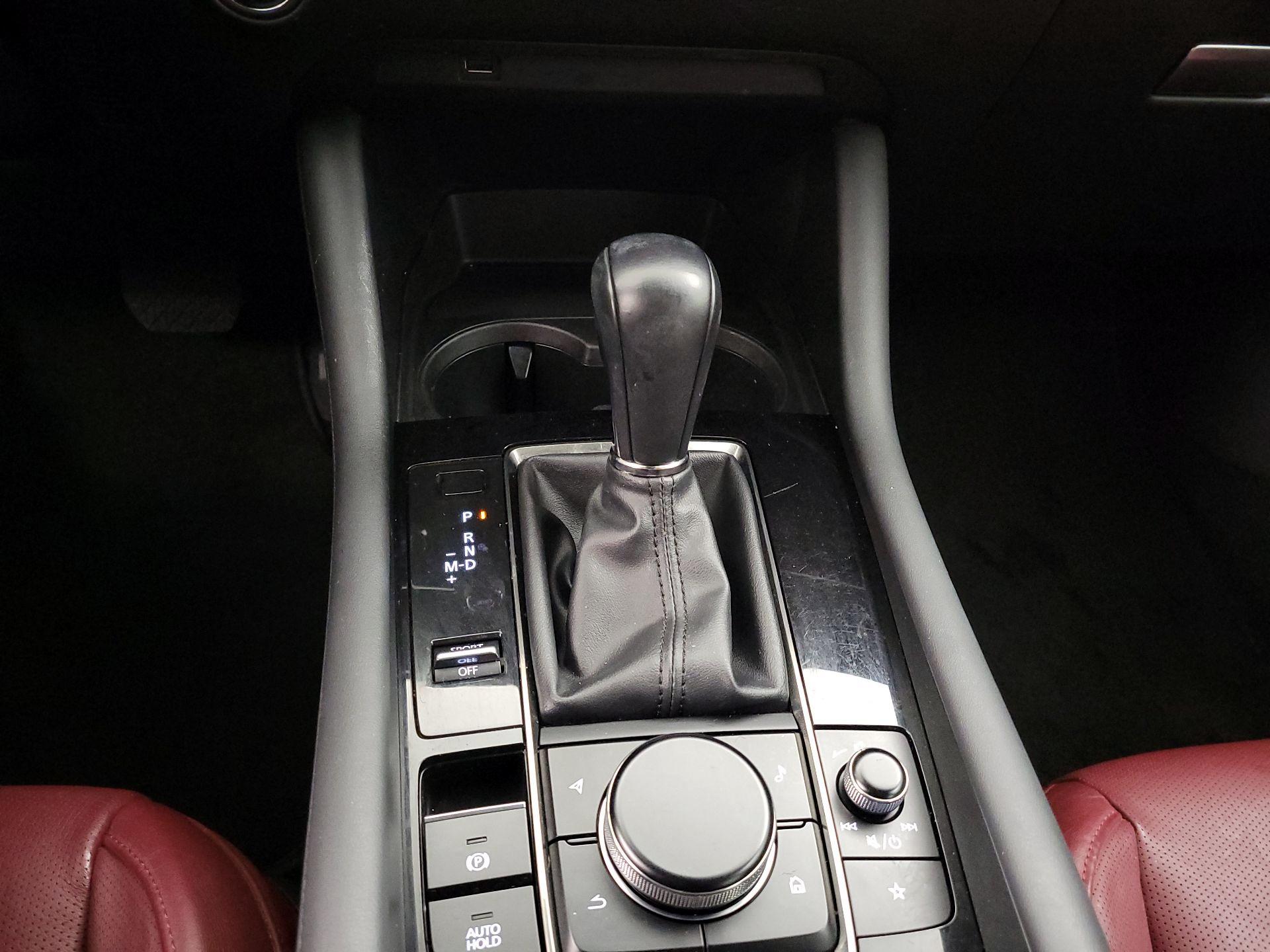 Thumbnail: 2021 Mazda Mazda3 - 17