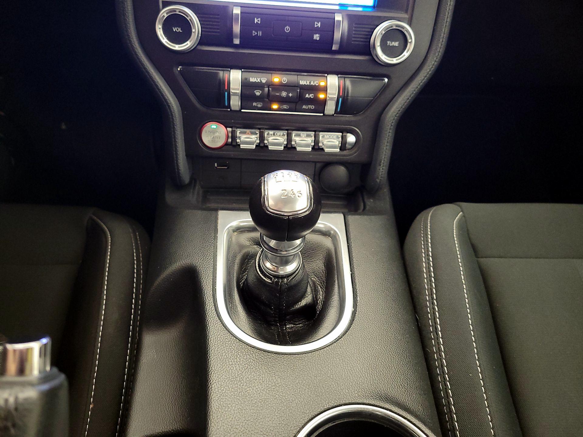 Thumbnail: 2019 Ford Mustang - 17