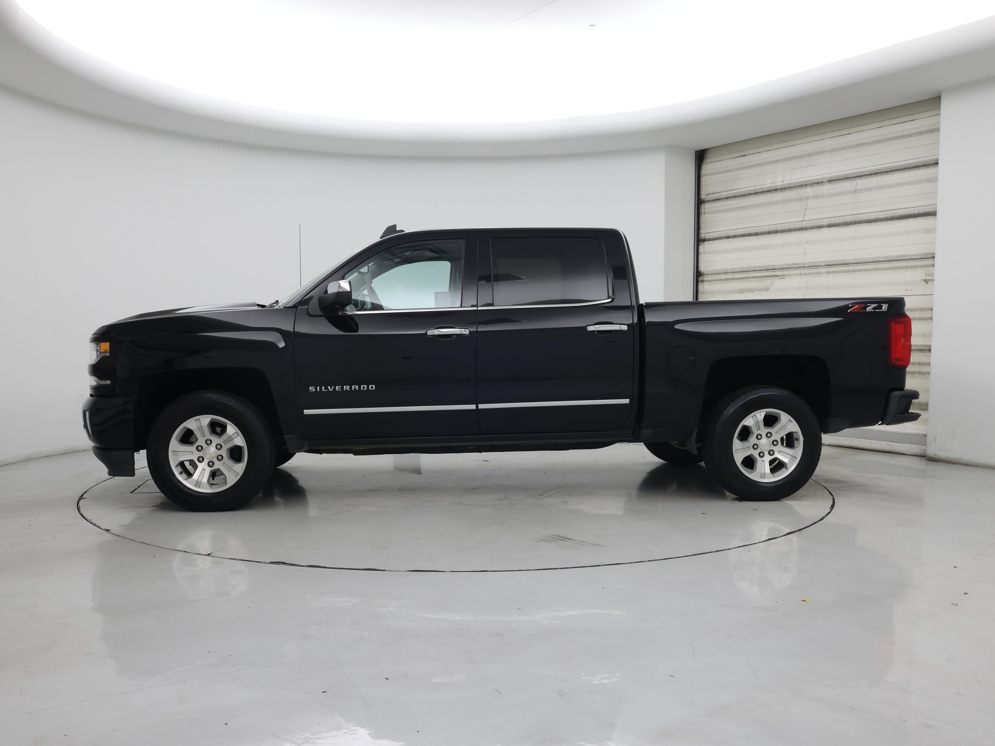 Thumbnail: 2018 Chevrolet Silverado 1500 - 3