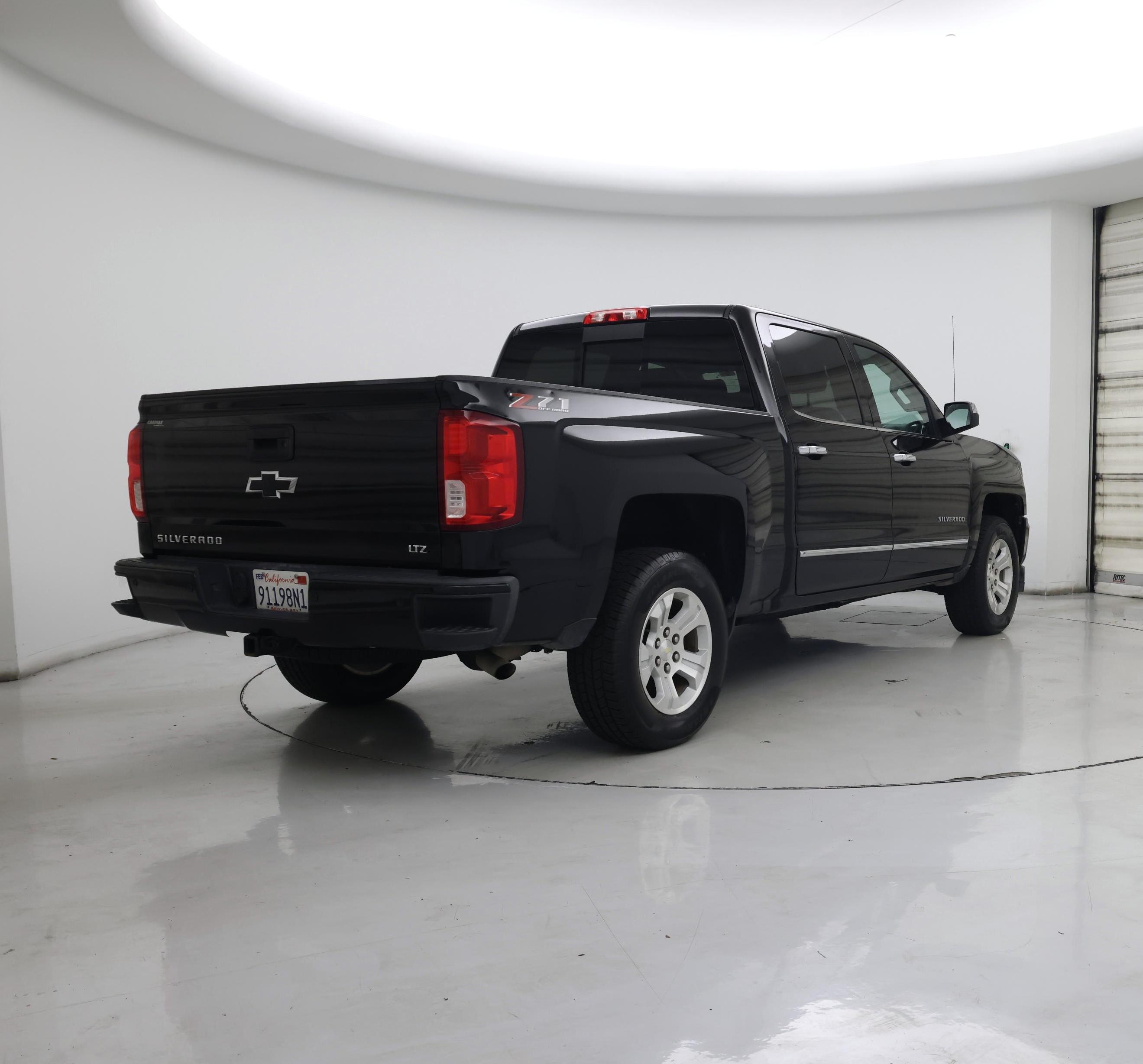 Thumbnail: 2018 Chevrolet Silverado 1500 - 8