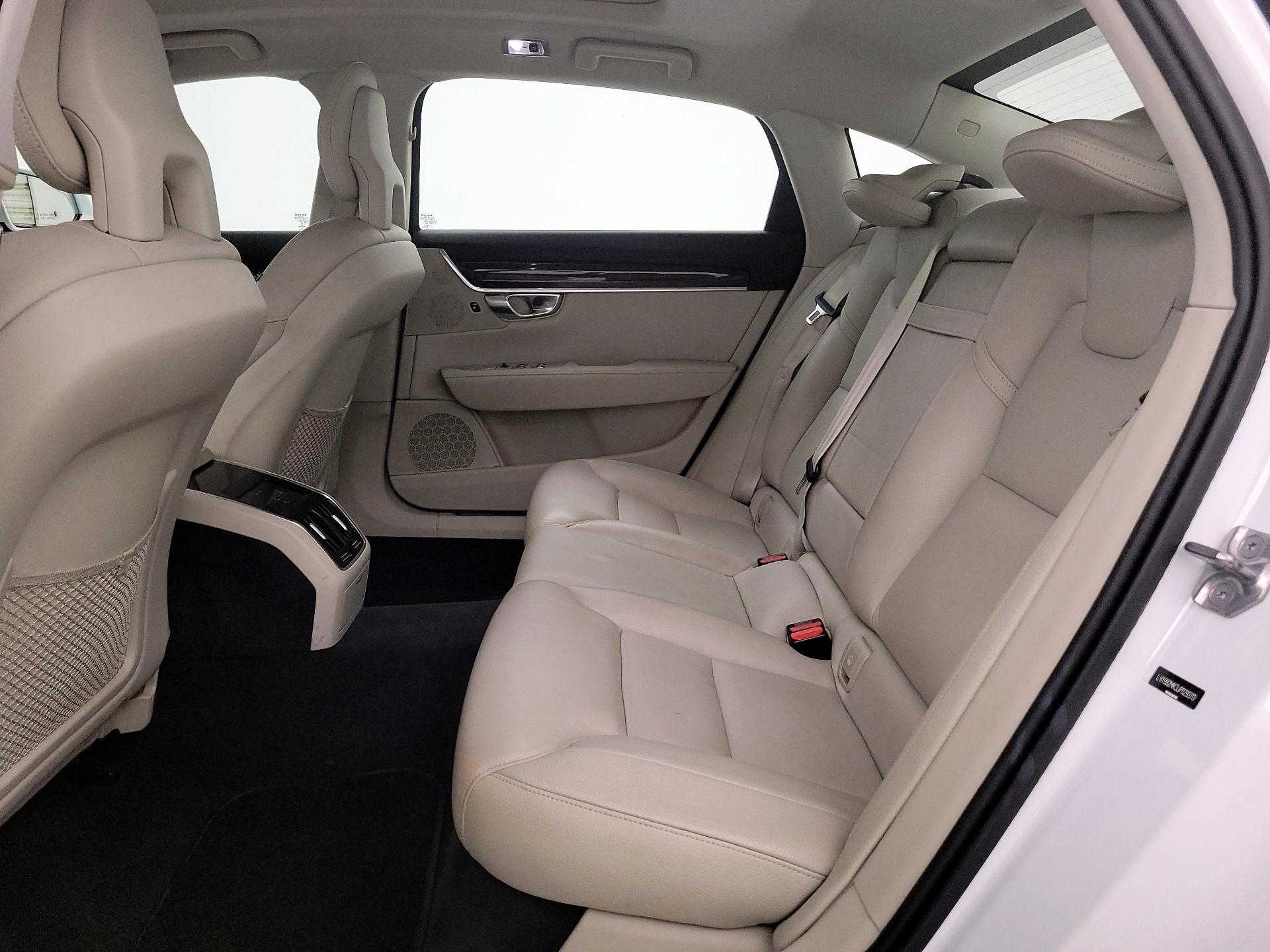 Thumbnail: 2018 Volvo S90 - 18