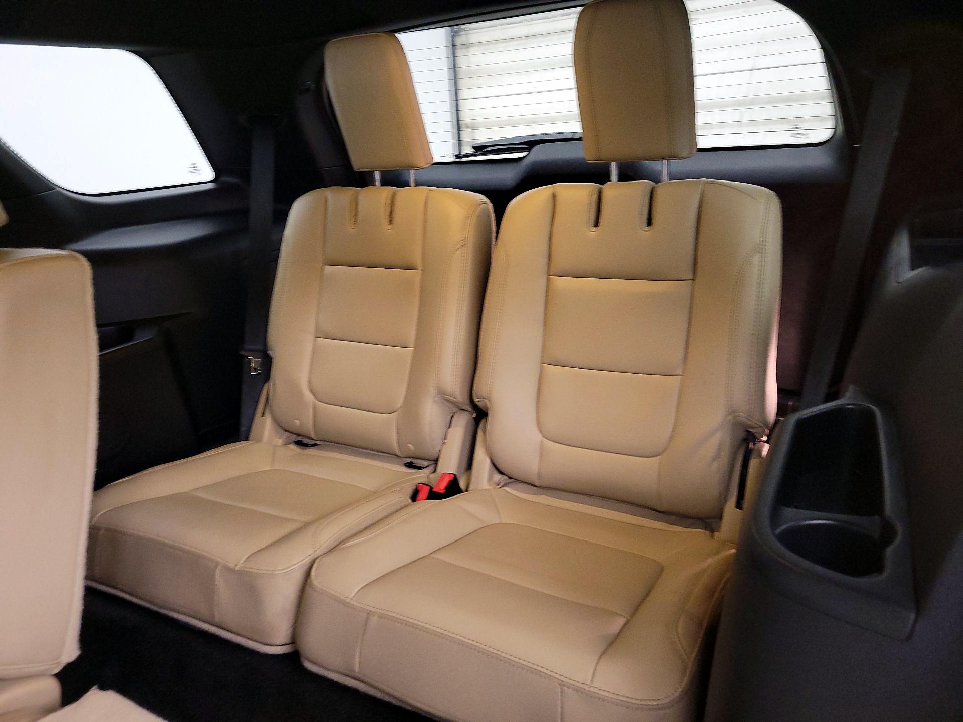 Thumbnail: 2016 Ford Explorer - 20