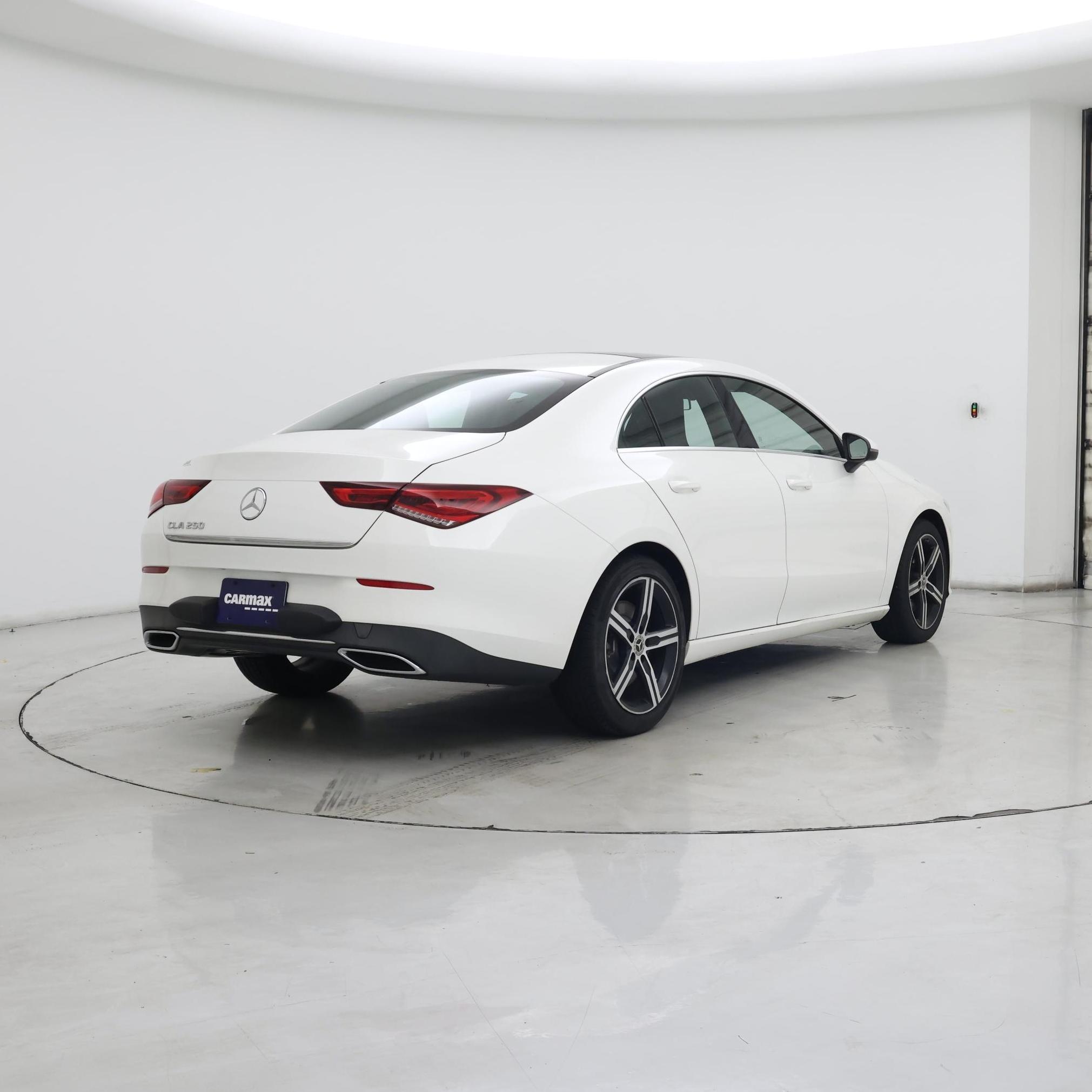 Thumbnail: 2020 Mercedes-Benz CLA - 8