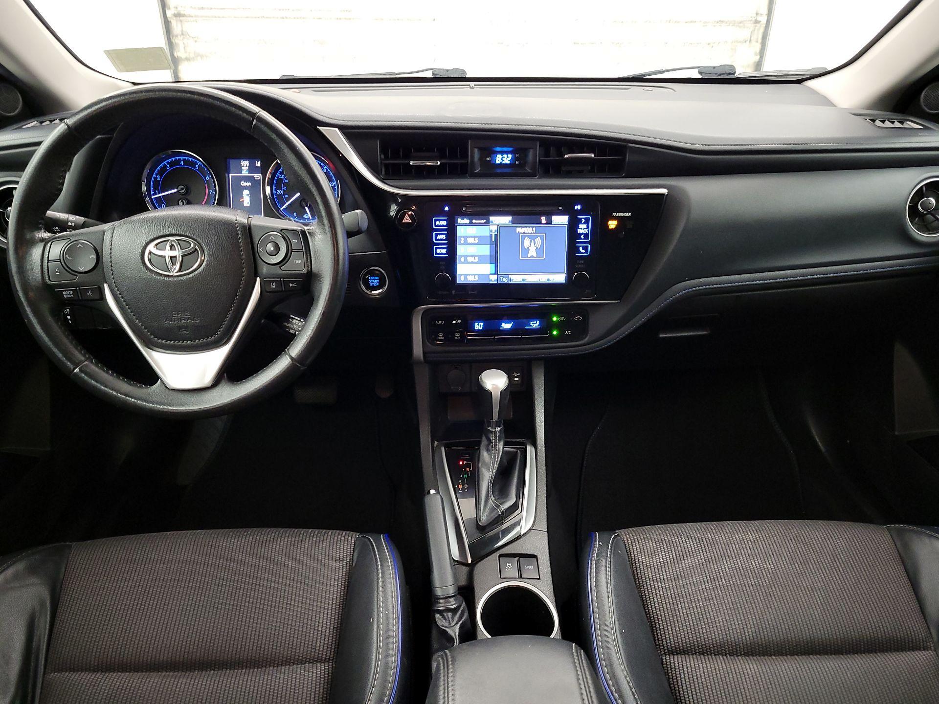 Thumbnail: 2017 Toyota Corolla - 9