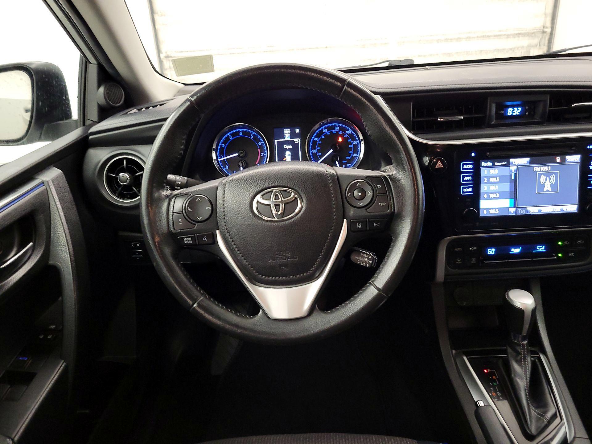 Thumbnail: 2017 Toyota Corolla - 10