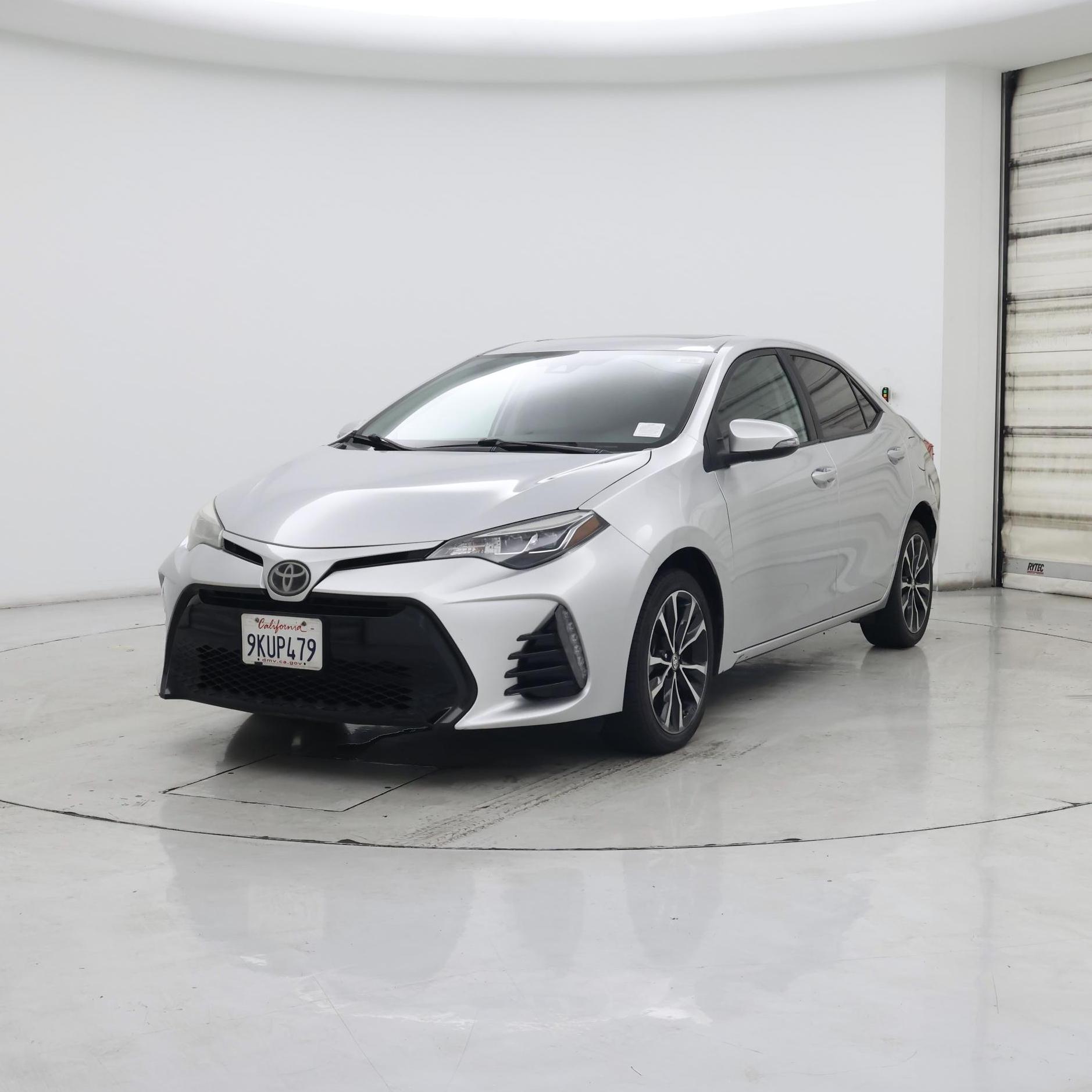 Thumbnail: 2017 Toyota Corolla - 4