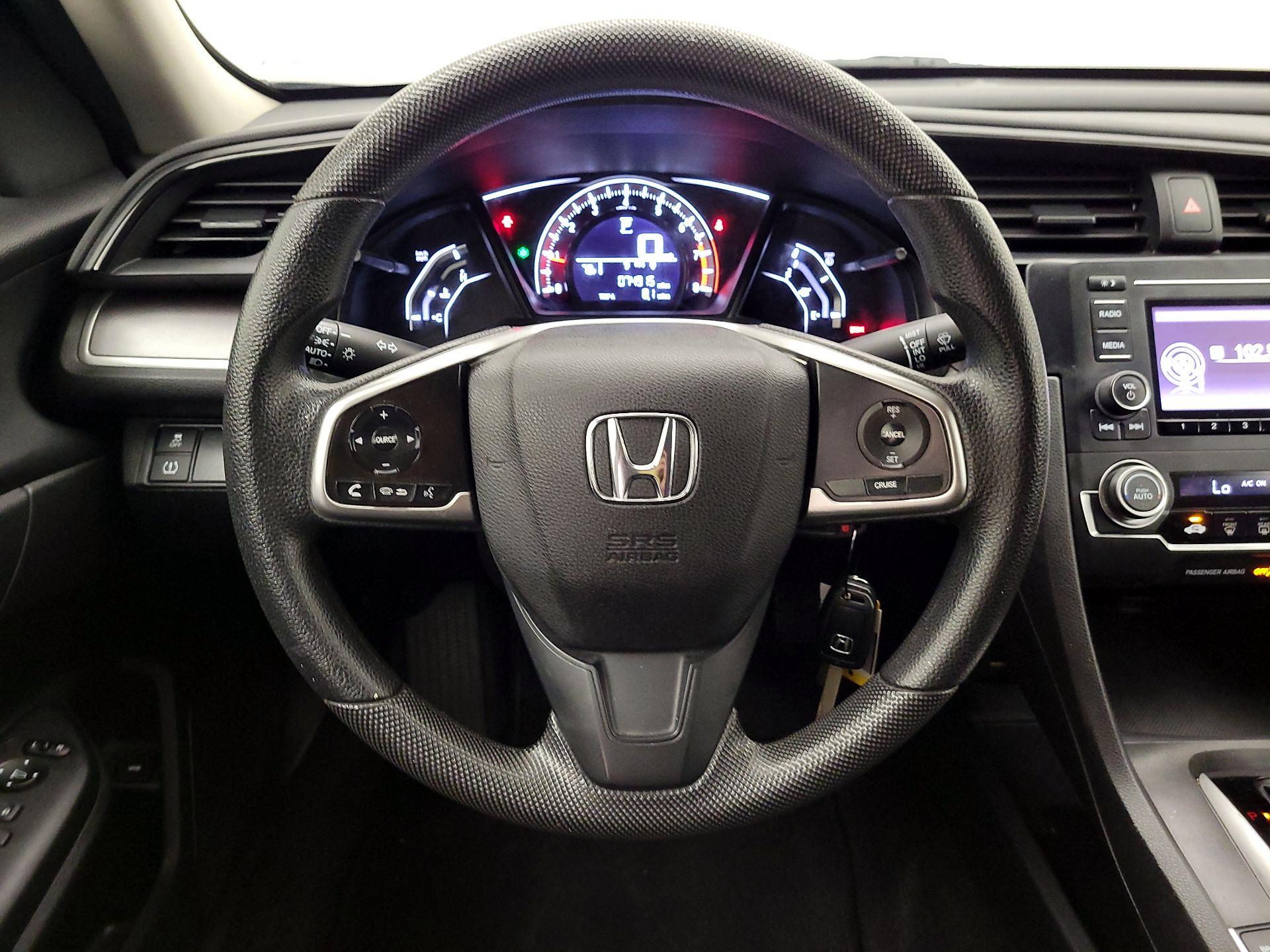 Thumbnail: 2016 Honda Civic - 10