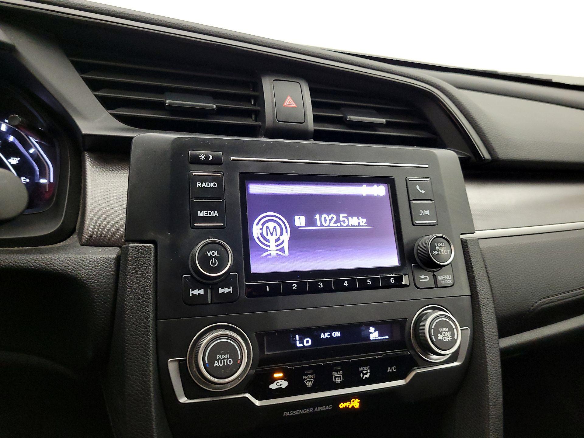 Thumbnail: 2016 Honda Civic - 15